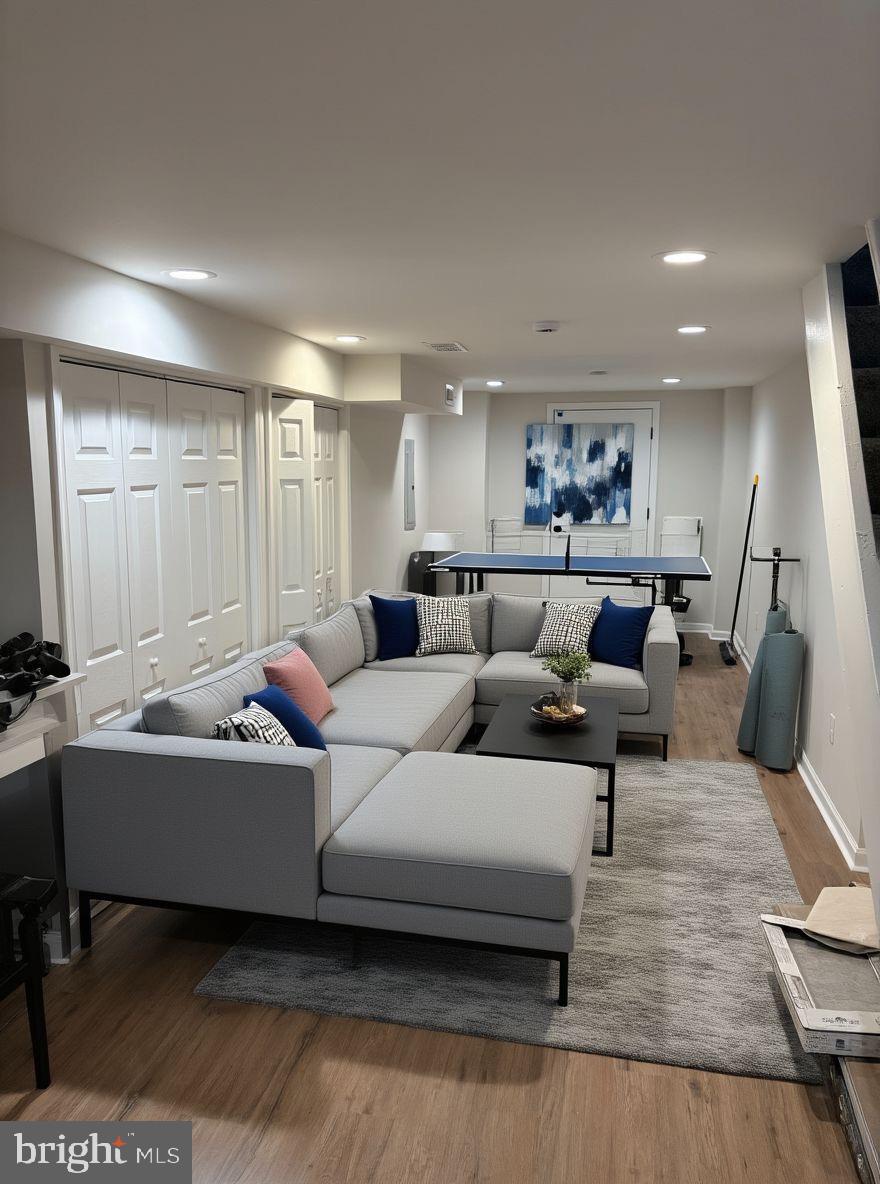 PHILADELPHIA (SOUTHWEST) - Residential