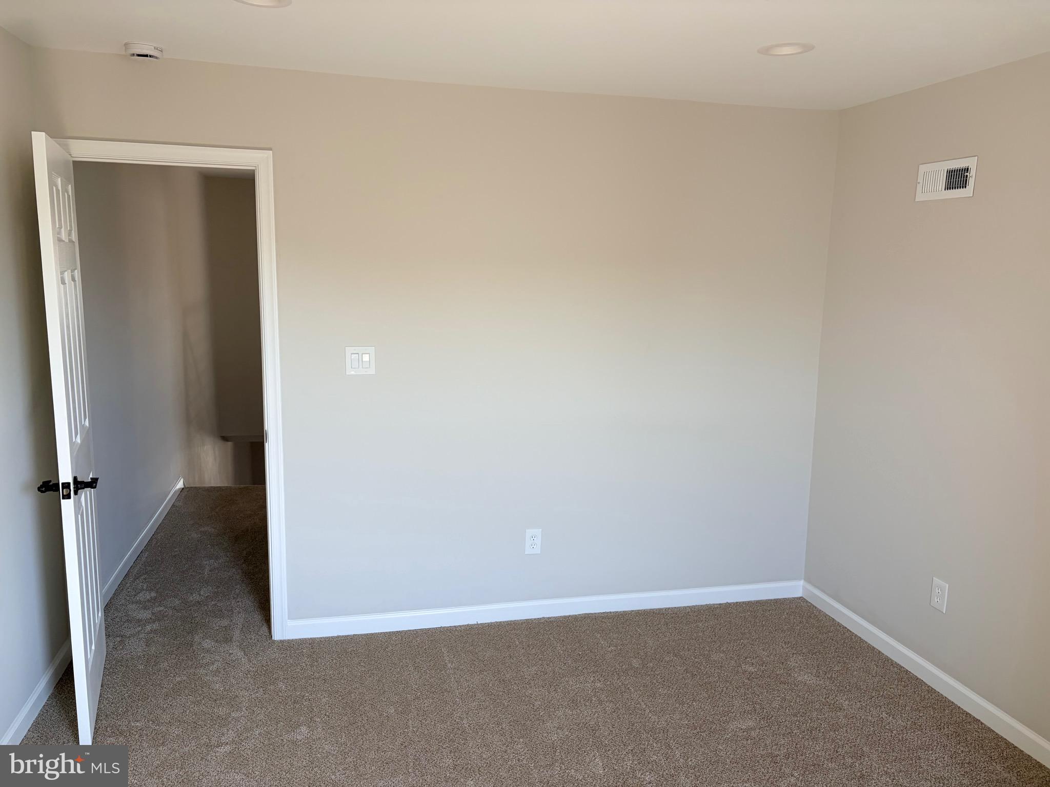 PHILADELPHIA (SOUTHWEST) - Residential