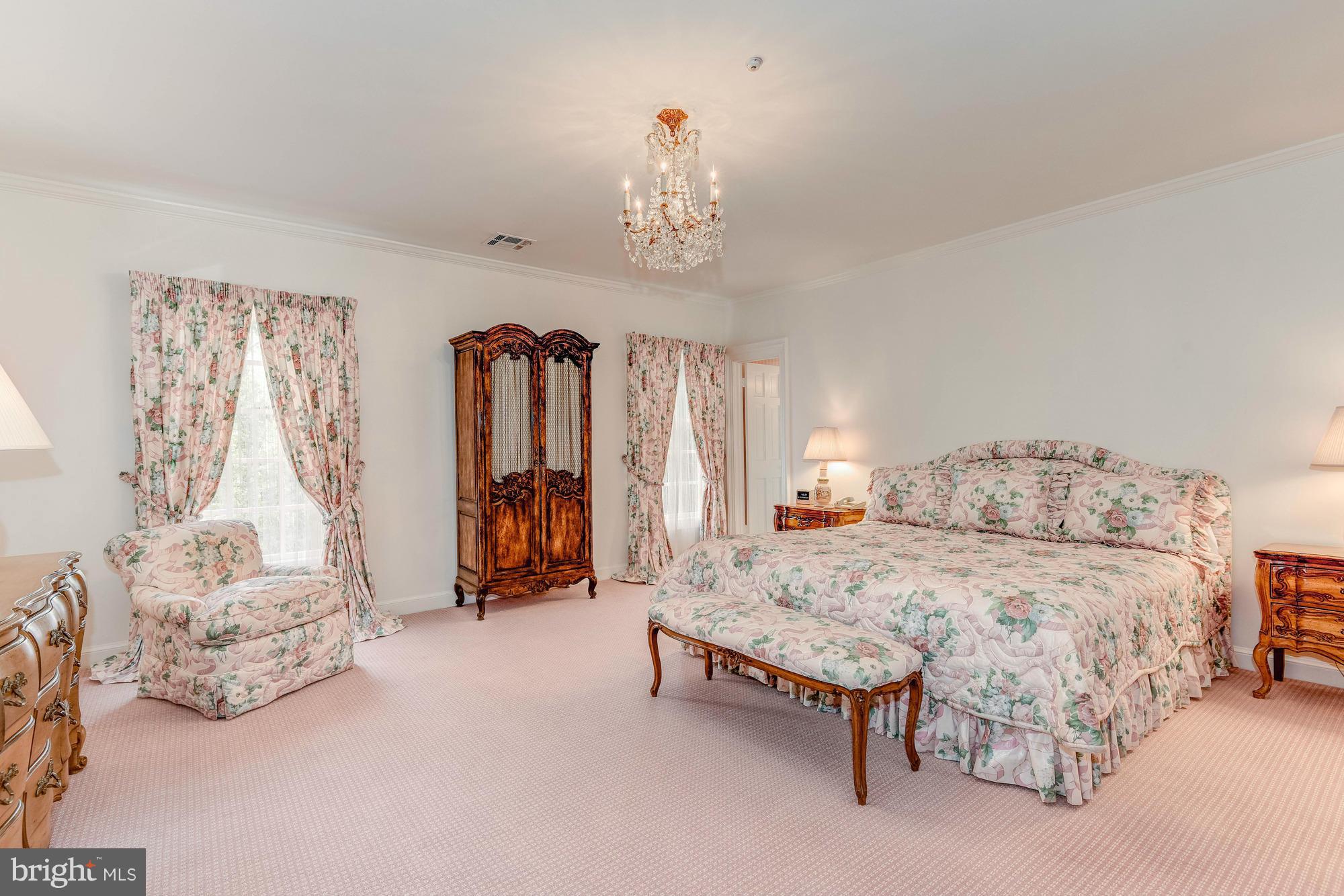 BURNING TREE - Residential