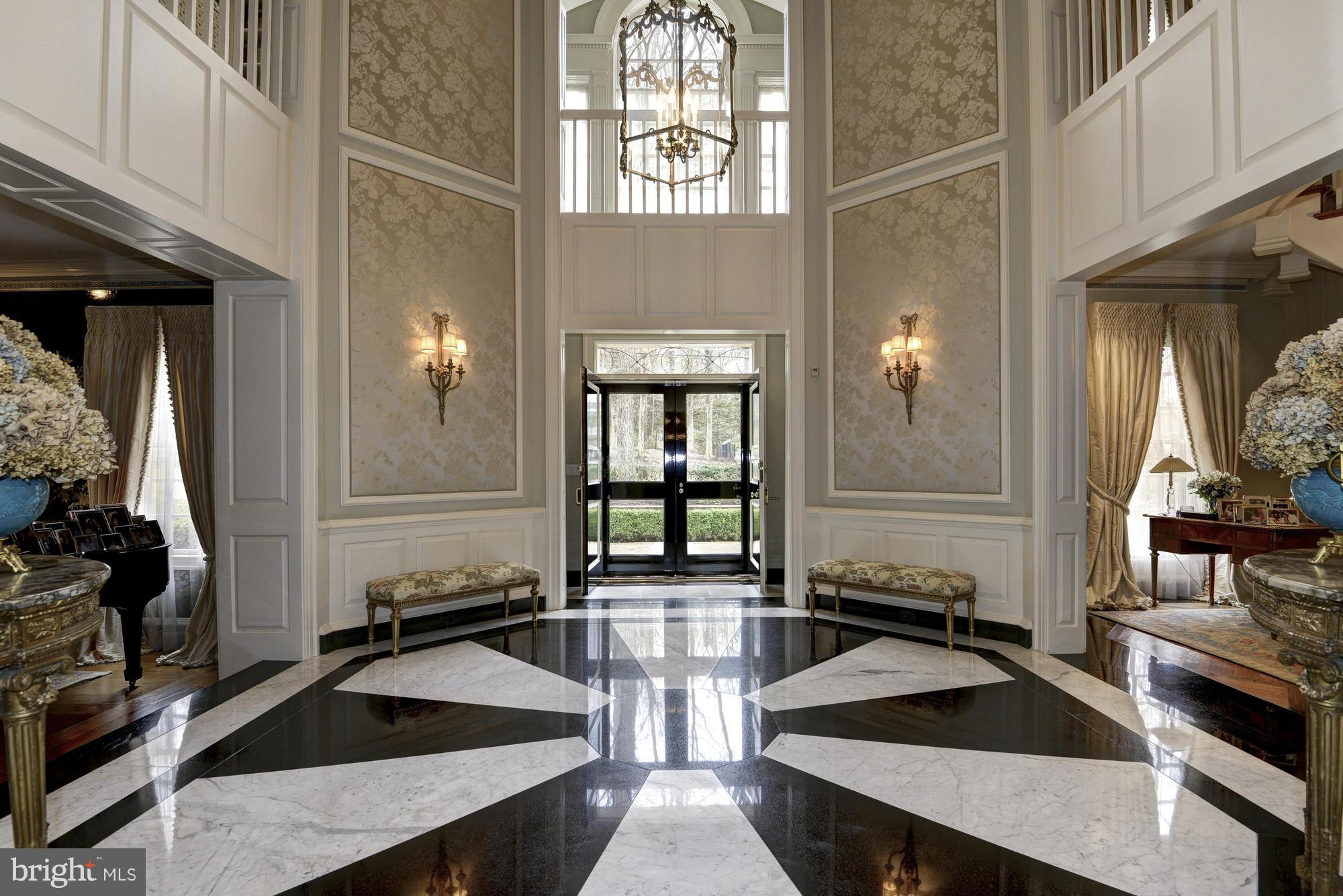 BURNING TREE - Residential