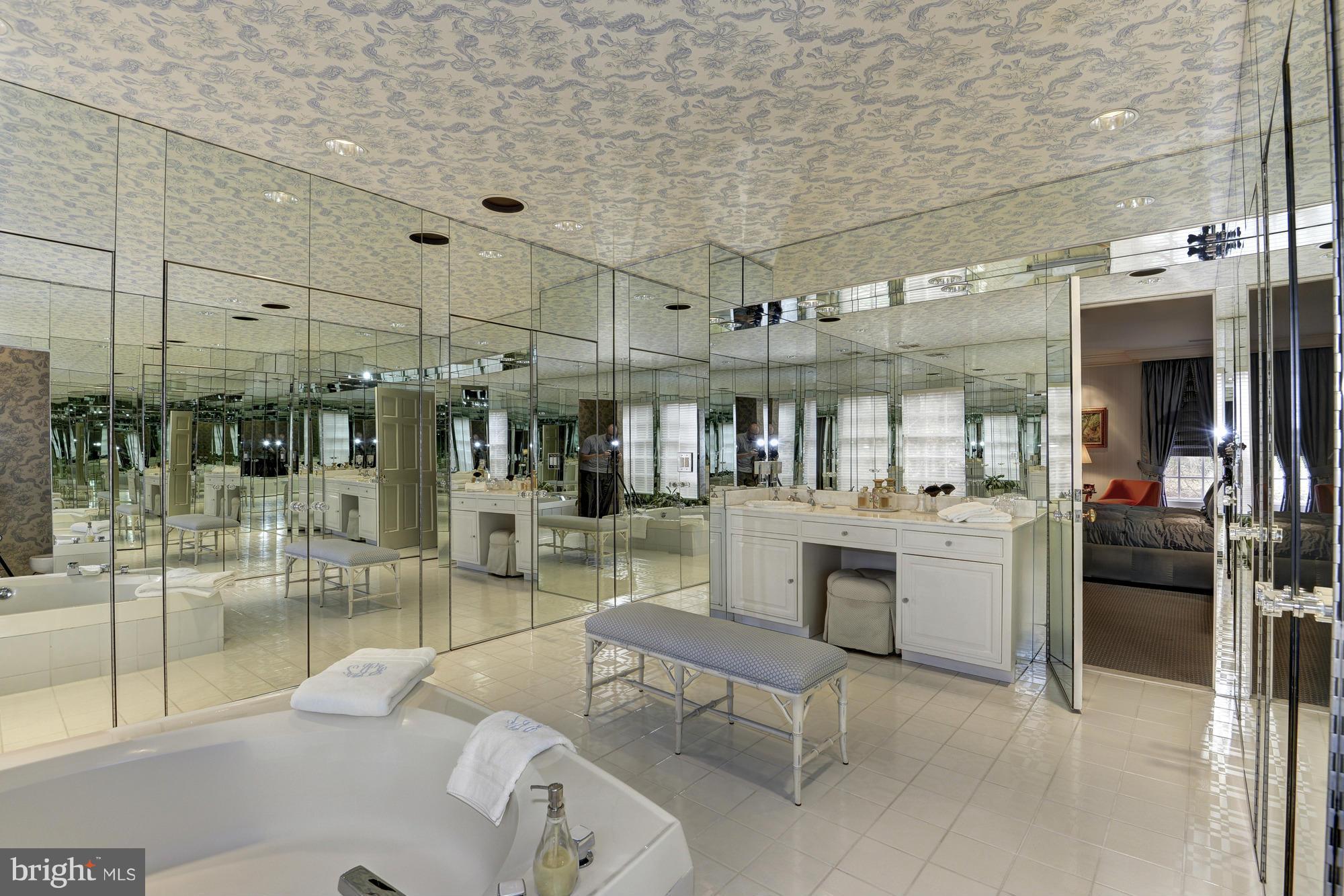 BURNING TREE - Residential