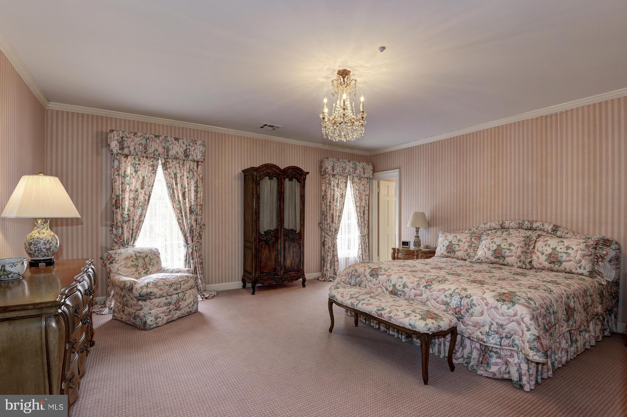 BURNING TREE - Residential