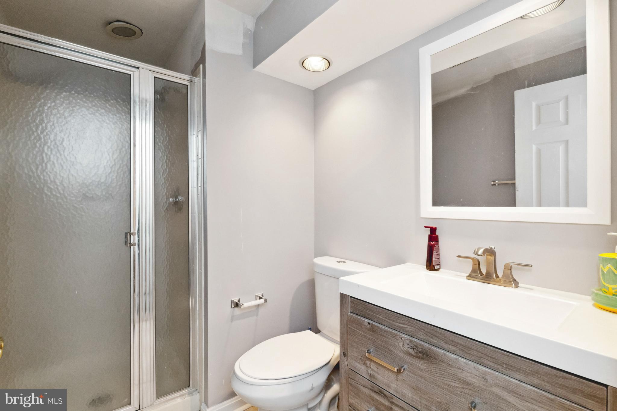 ROLLING BROOK - Residential