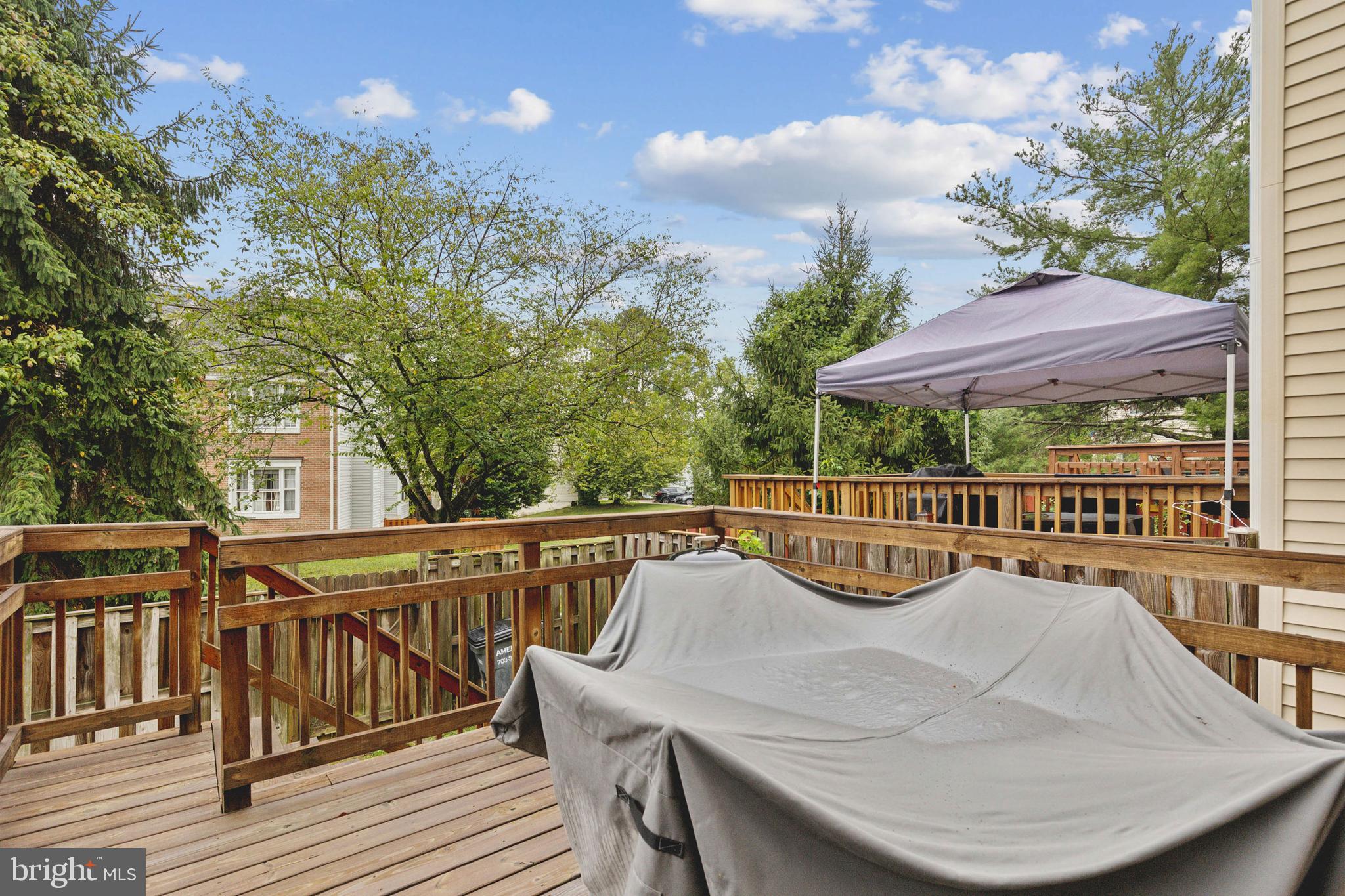 ROLLING BROOK - Residential