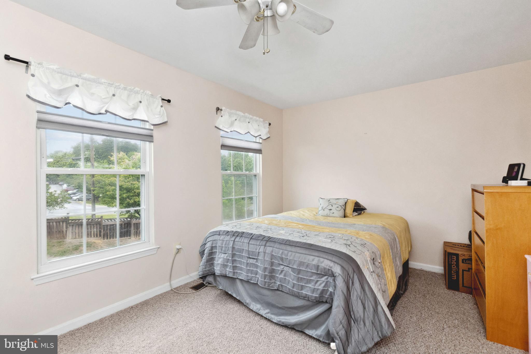 ROLLING BROOK - Residential