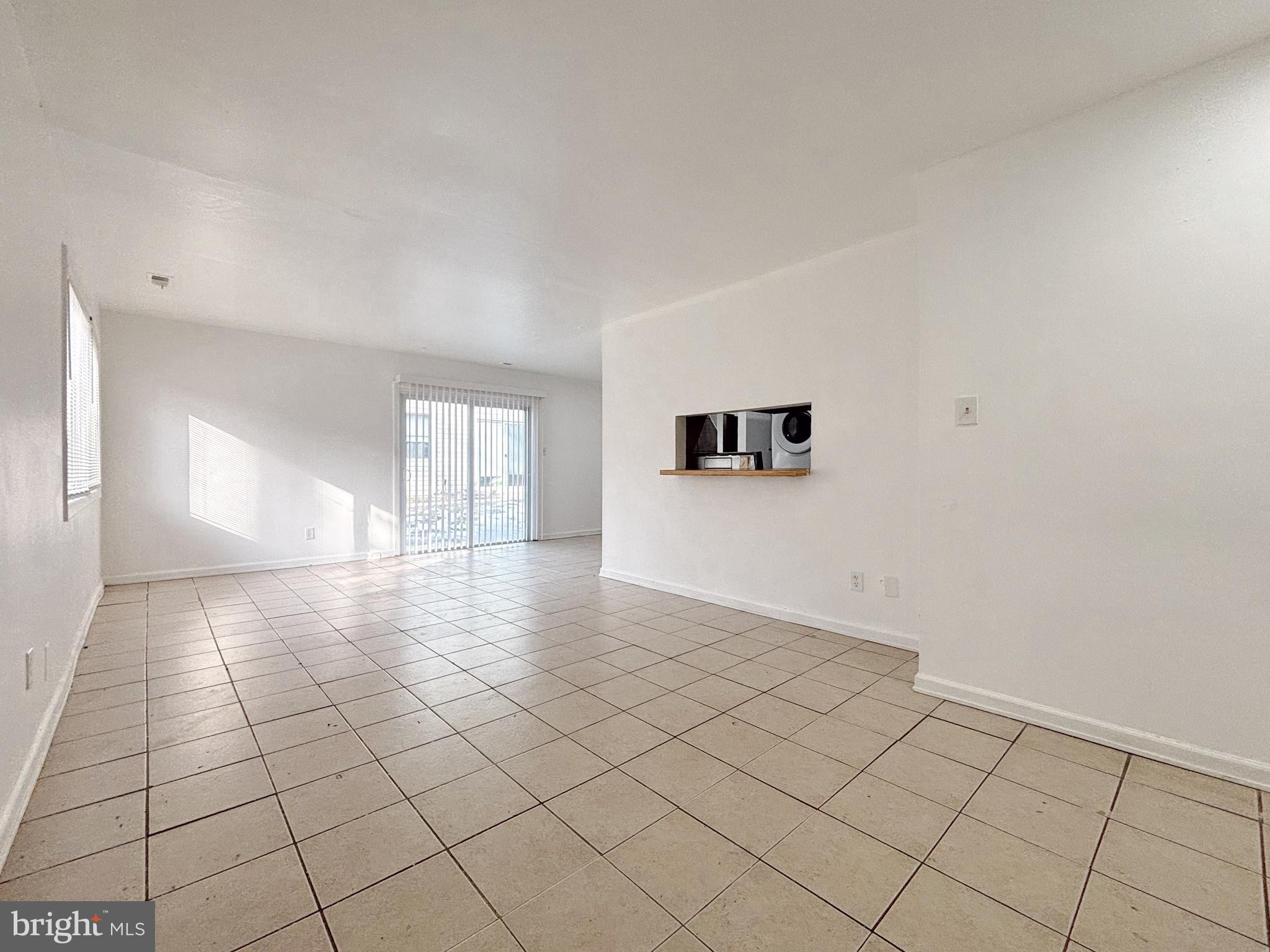 EDGEWATER VILLAGE - Residential Lease