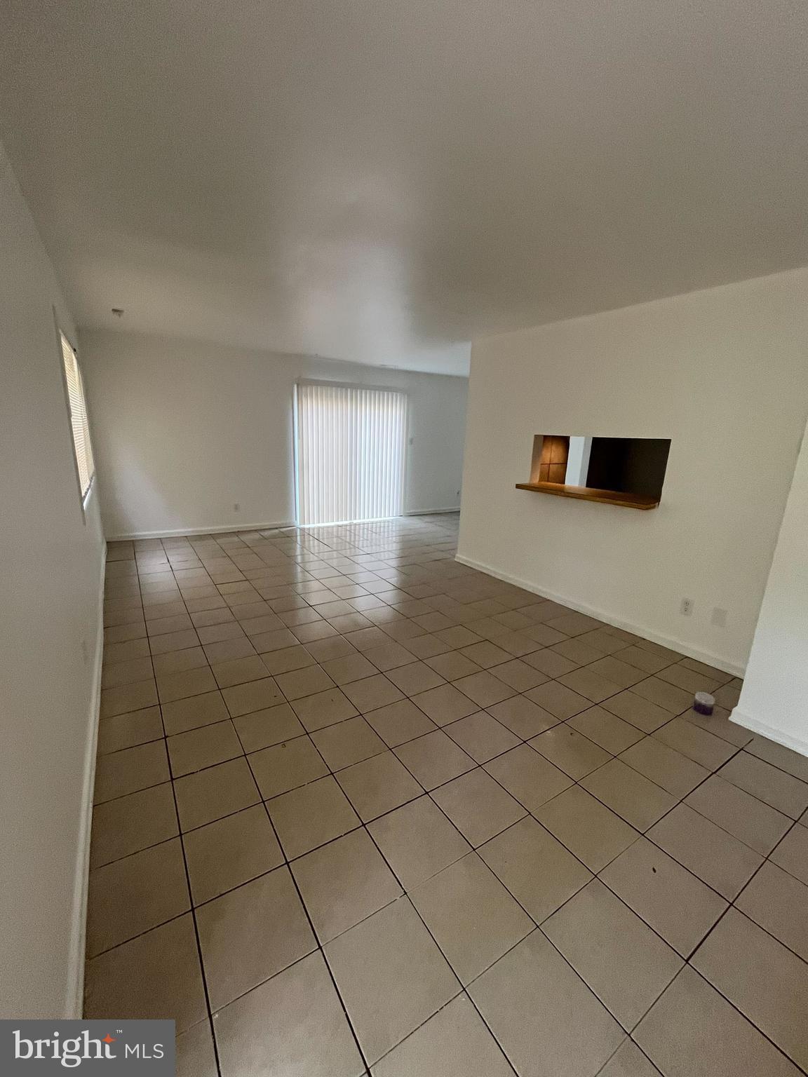 EDGEWATER VILLAGE - Residential Lease