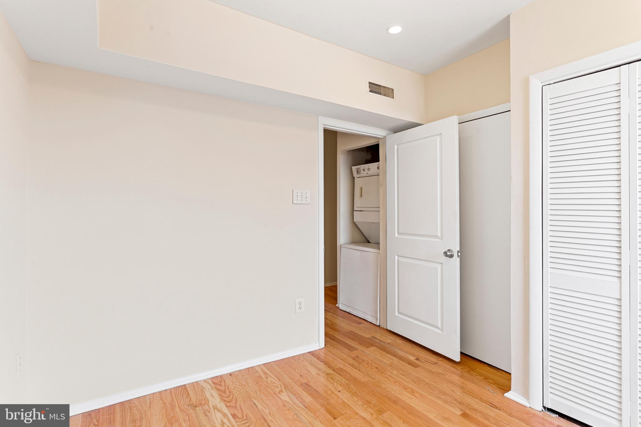 GRADUATE HOSPITAL - Residential Income