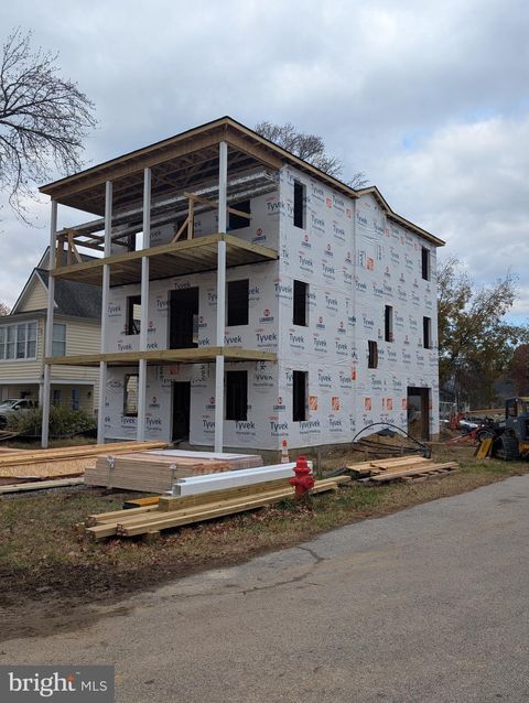 Photo of 918 Sue Grove Road, ESSEX, MD 21221 (MLS # MDBC2157922)