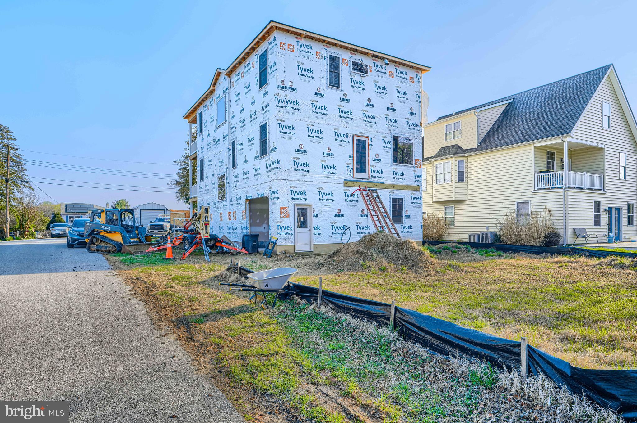 SUE GROVE - Residential