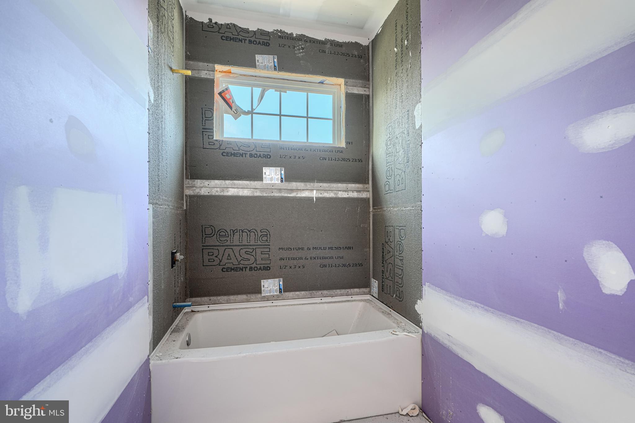 SUE GROVE - Residential