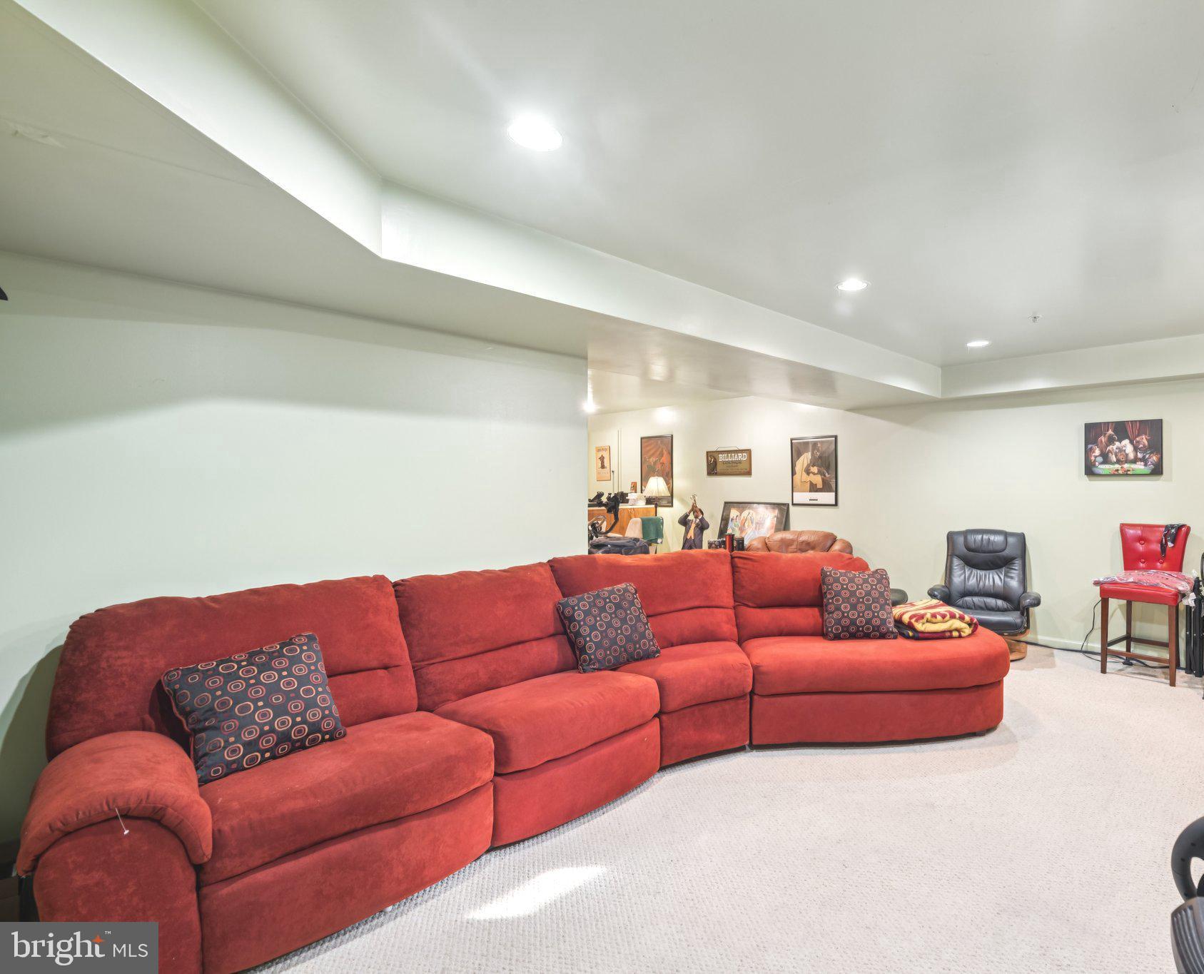 GRAYSTONE AT MARLBOROUGH - Residential