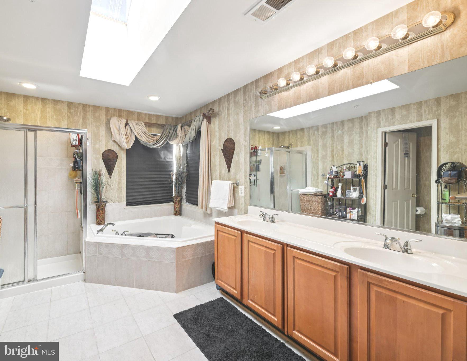 GRAYSTONE AT MARLBOROUGH - Residential