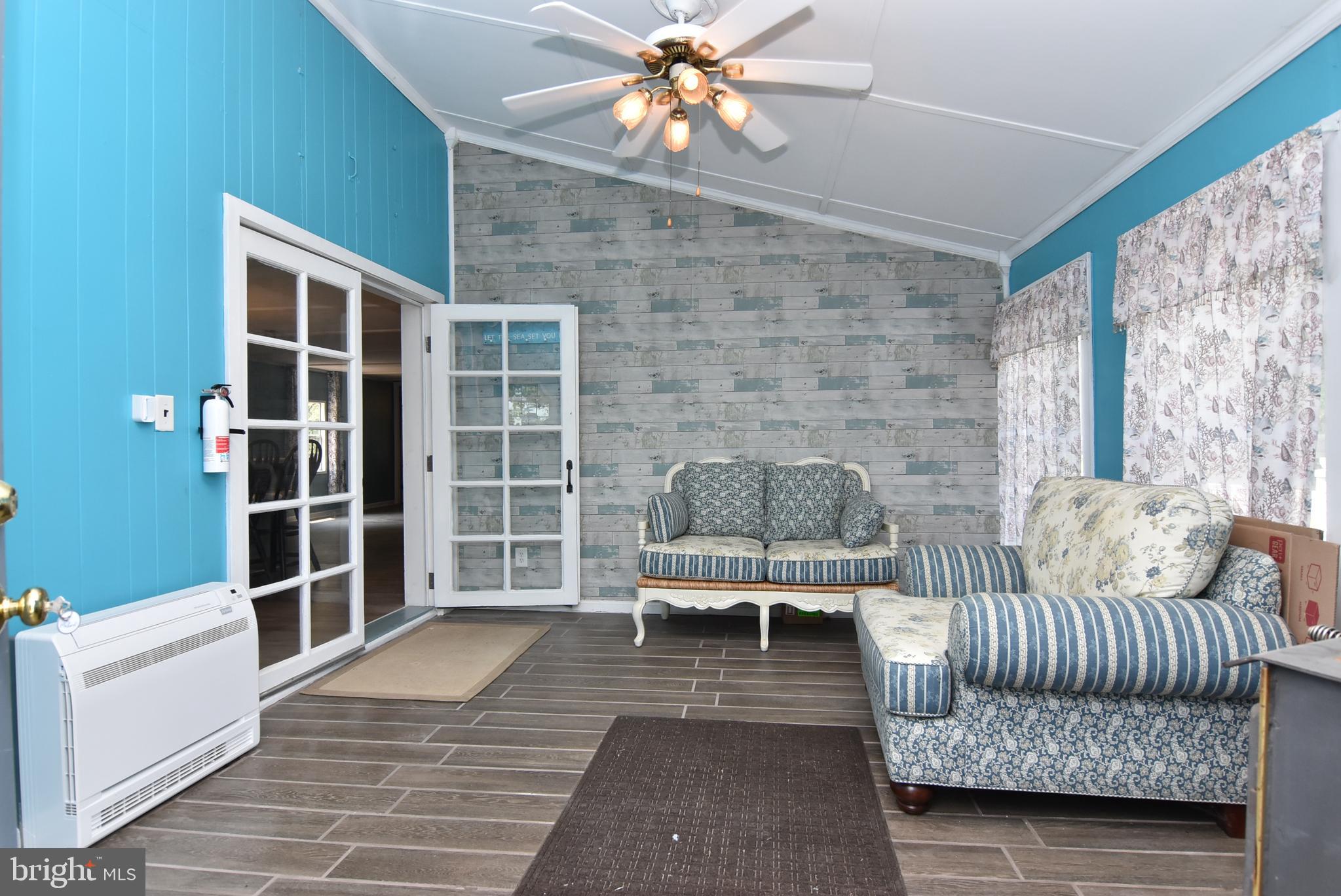 POTNETS DOCKSIDE - Residential