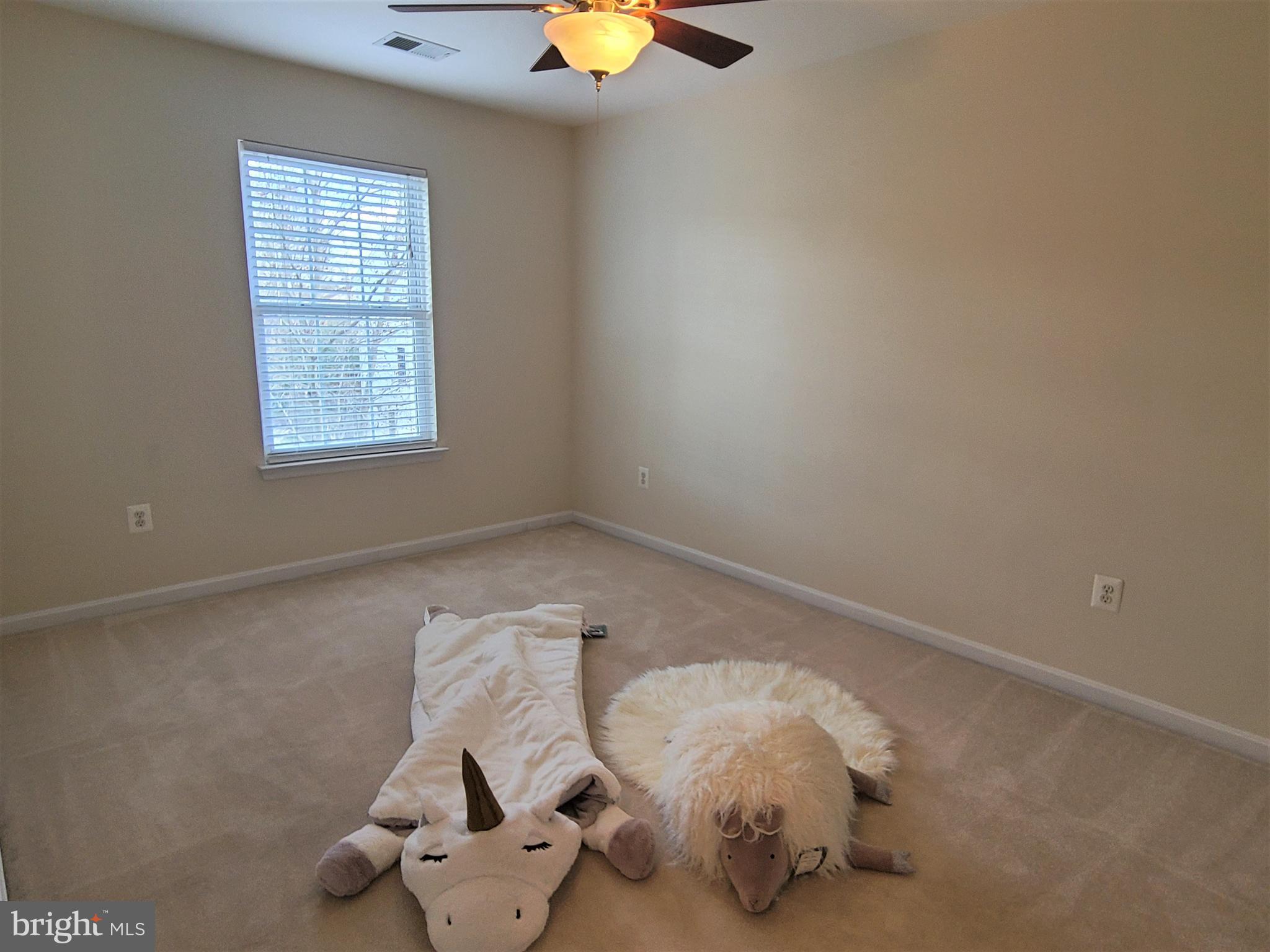 RIVER OAKS - Residential Lease