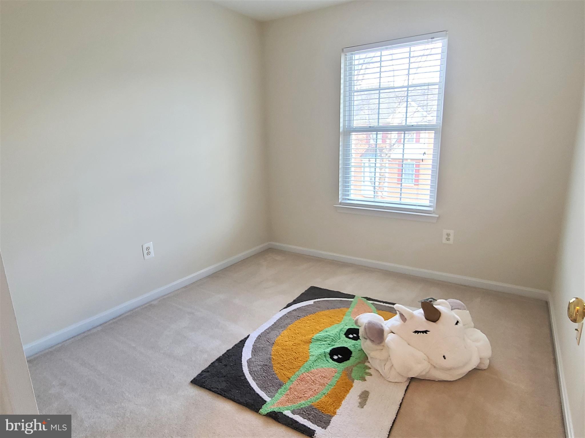 RIVER OAKS - Residential Lease