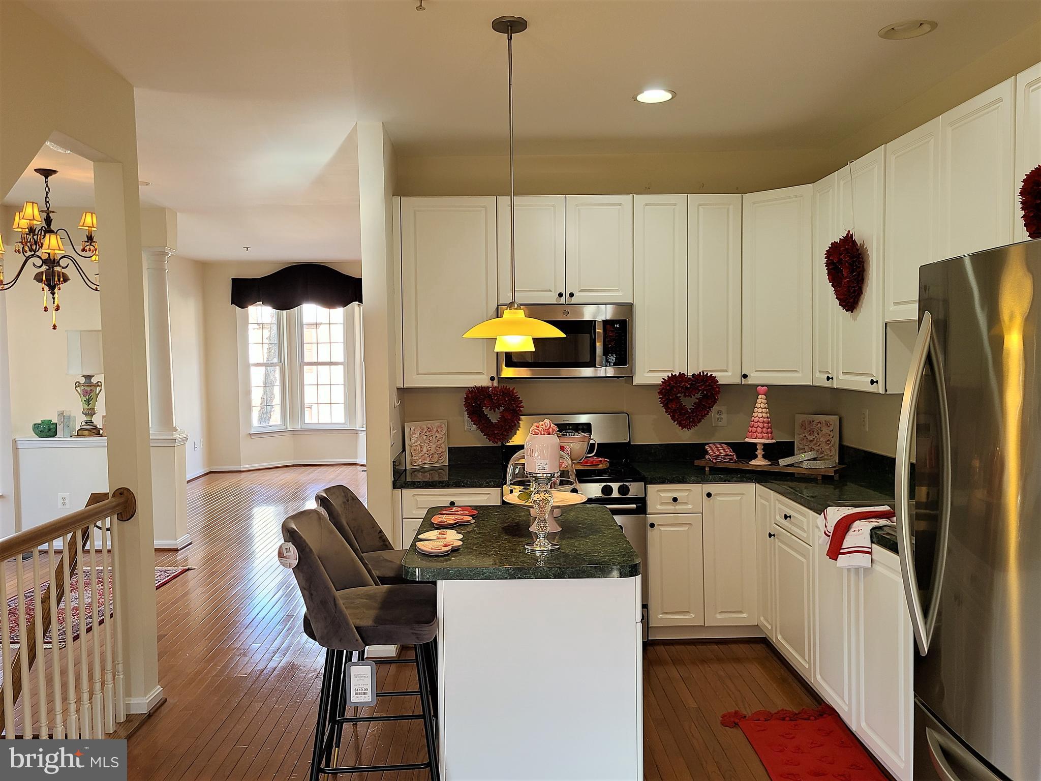 RIVER OAKS - Residential Lease