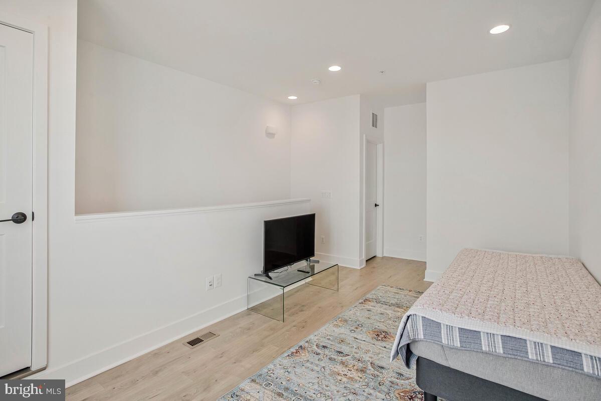 GRAHAM PARK - Residential