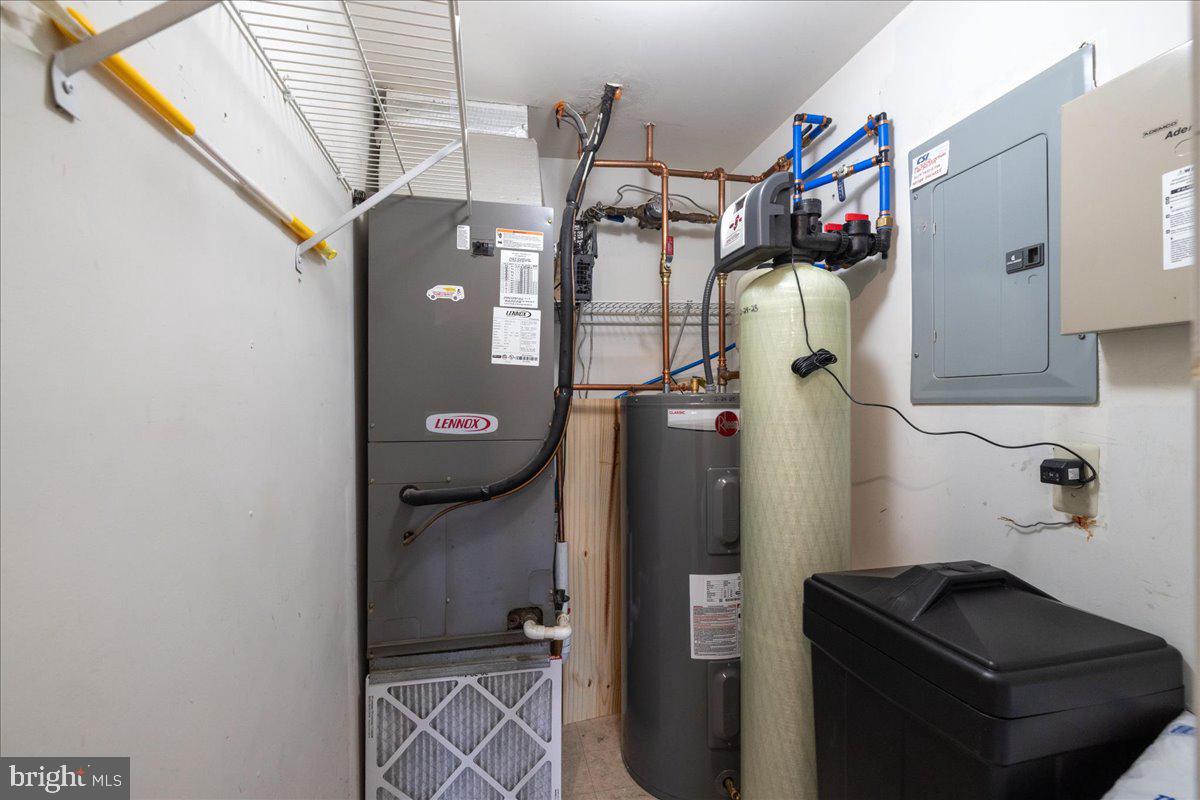 WILLOW STREAM - Residential