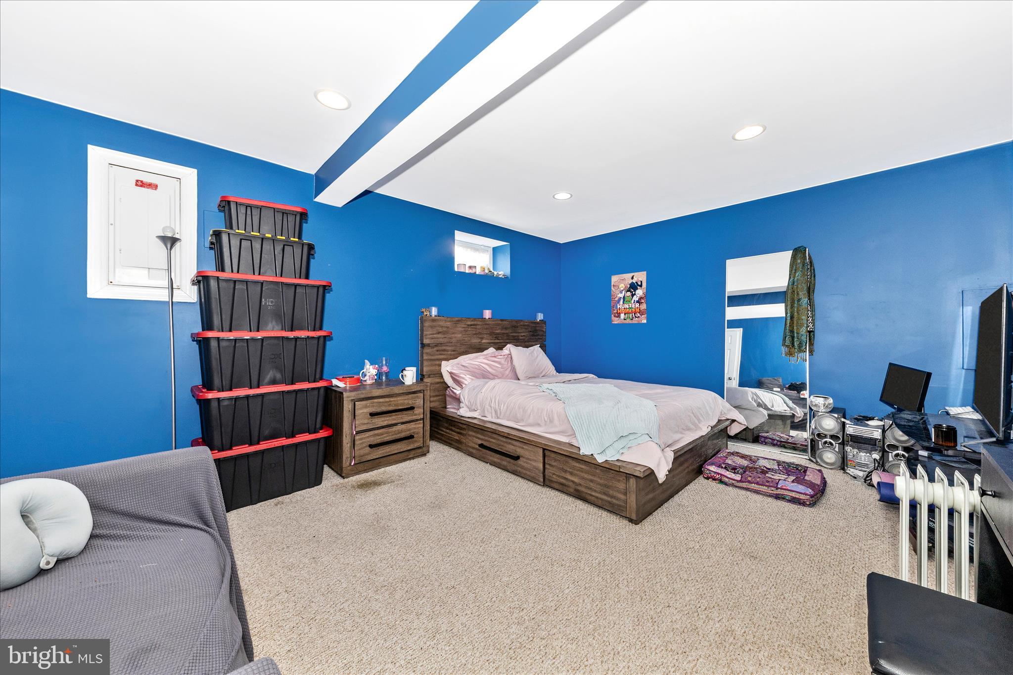 KEMP MILL ESTATES - Residential