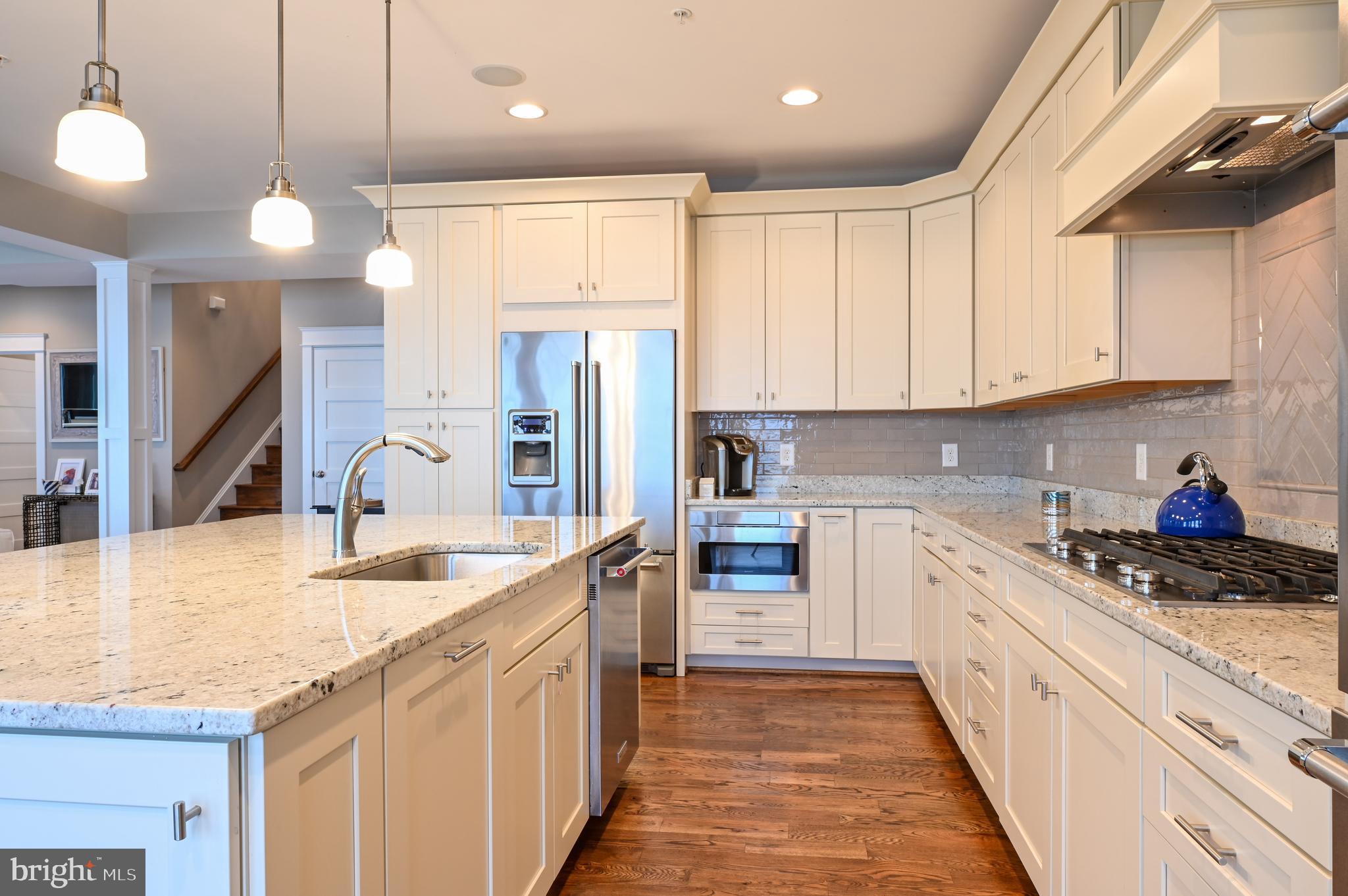 LOCH HAVEN - Residential