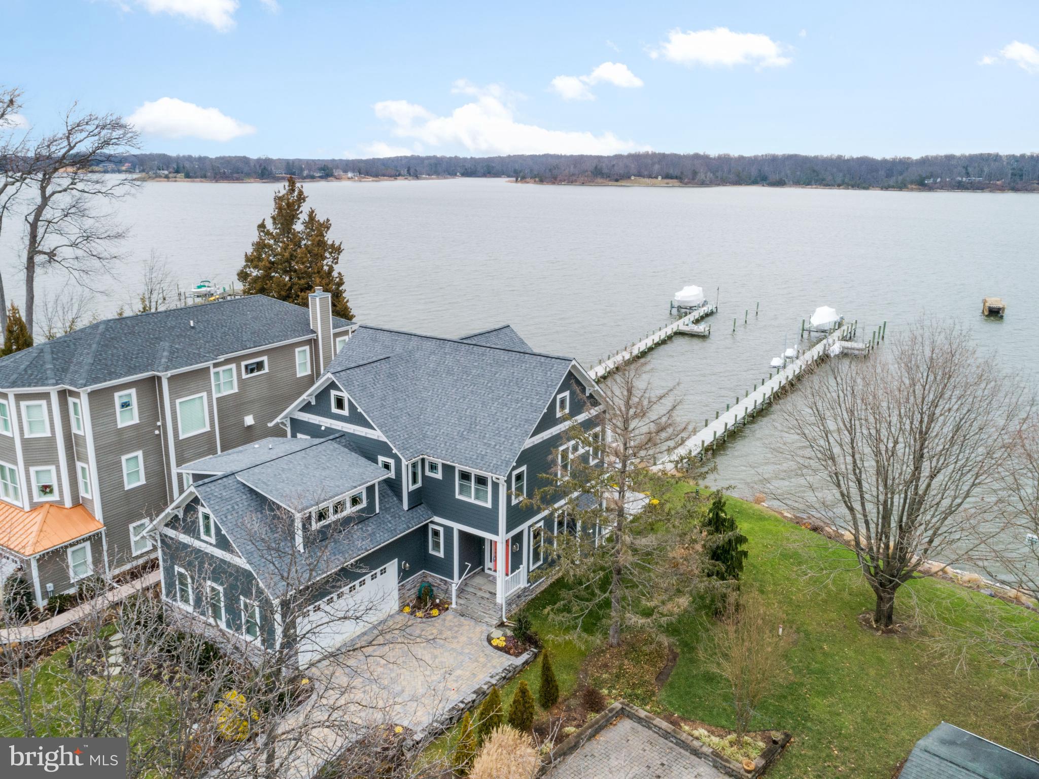 LOCH HAVEN - Residential