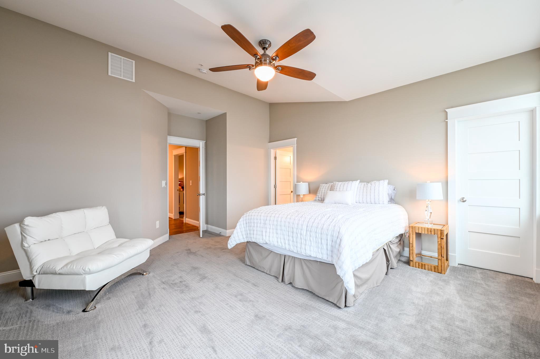 LOCH HAVEN - Residential