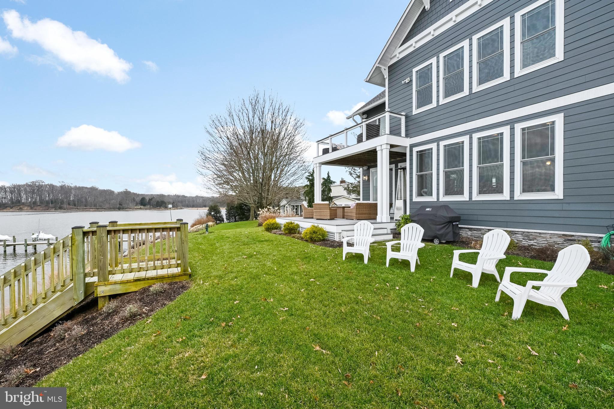 LOCH HAVEN - Residential