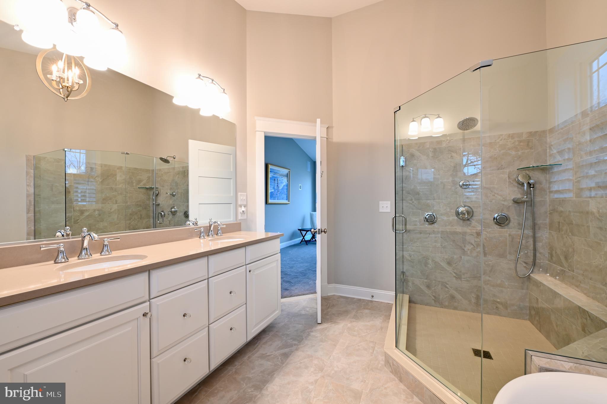 LOCH HAVEN - Residential