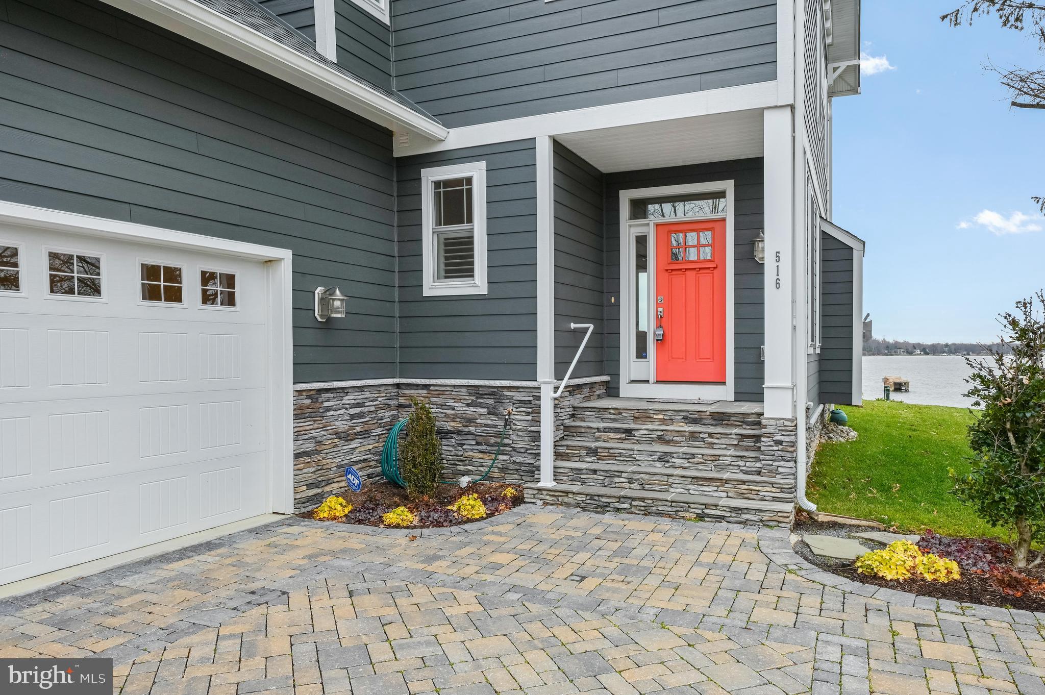 LOCH HAVEN - Residential