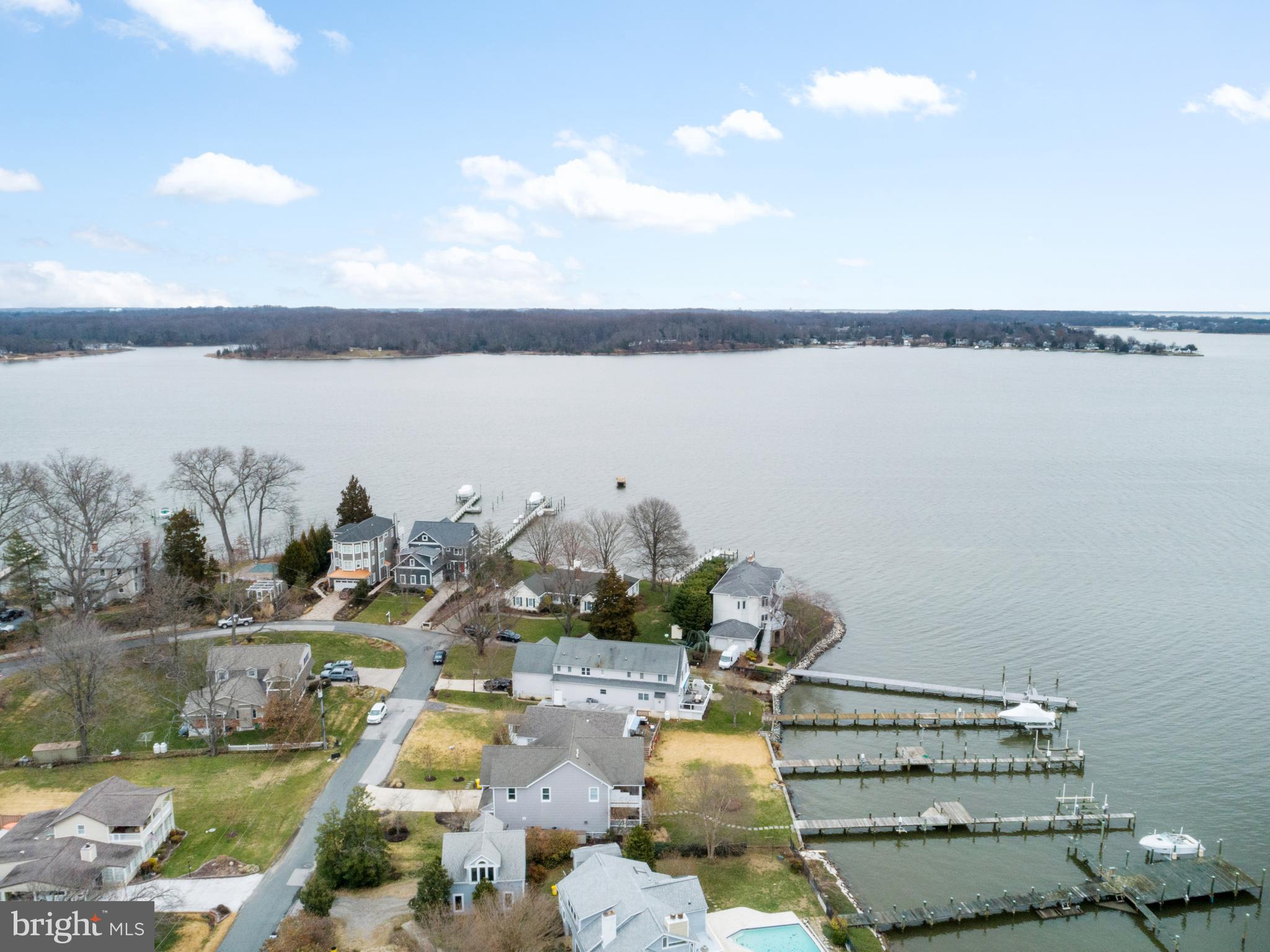 LOCH HAVEN - Residential