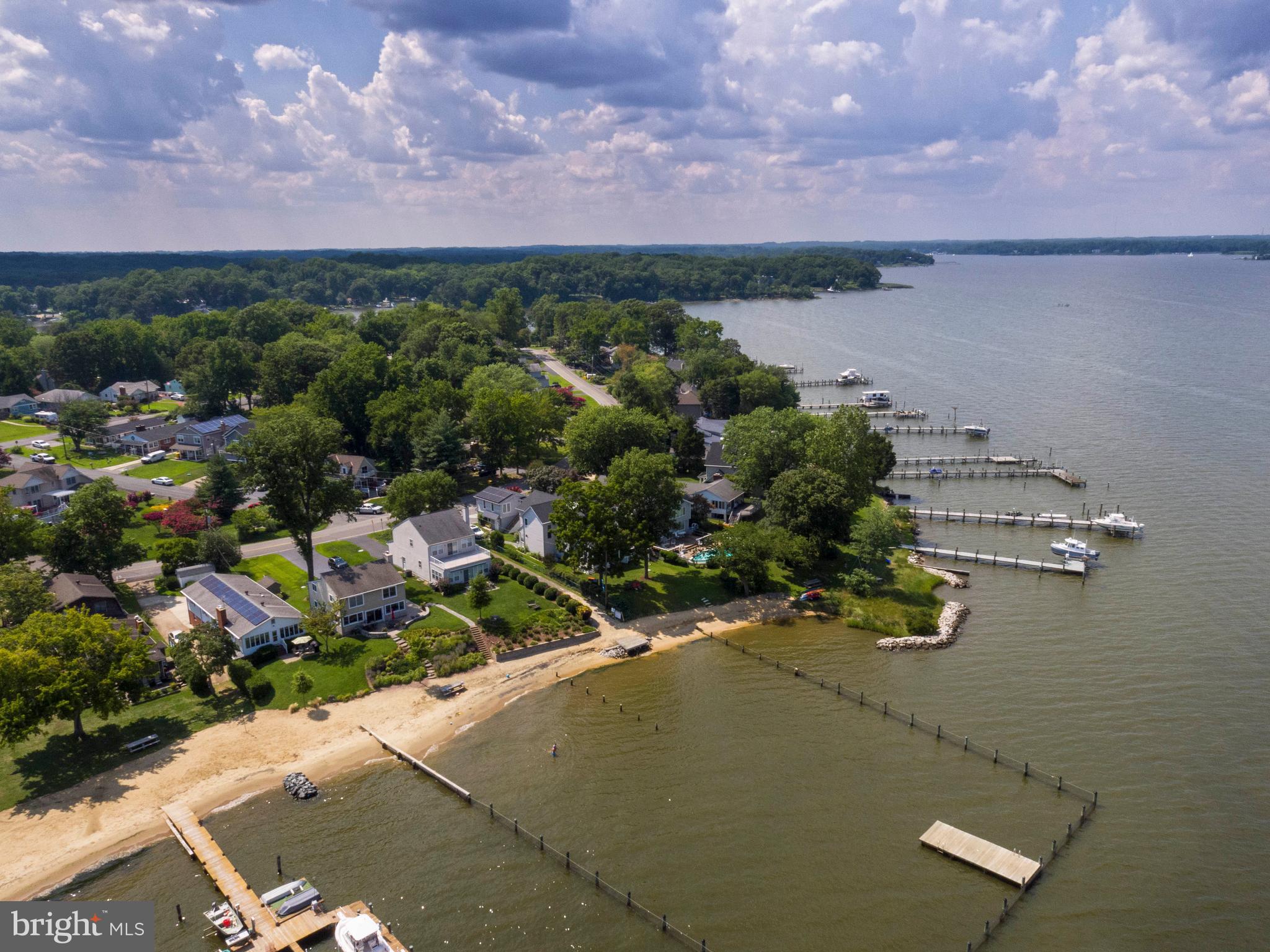 LOCH HAVEN - Residential