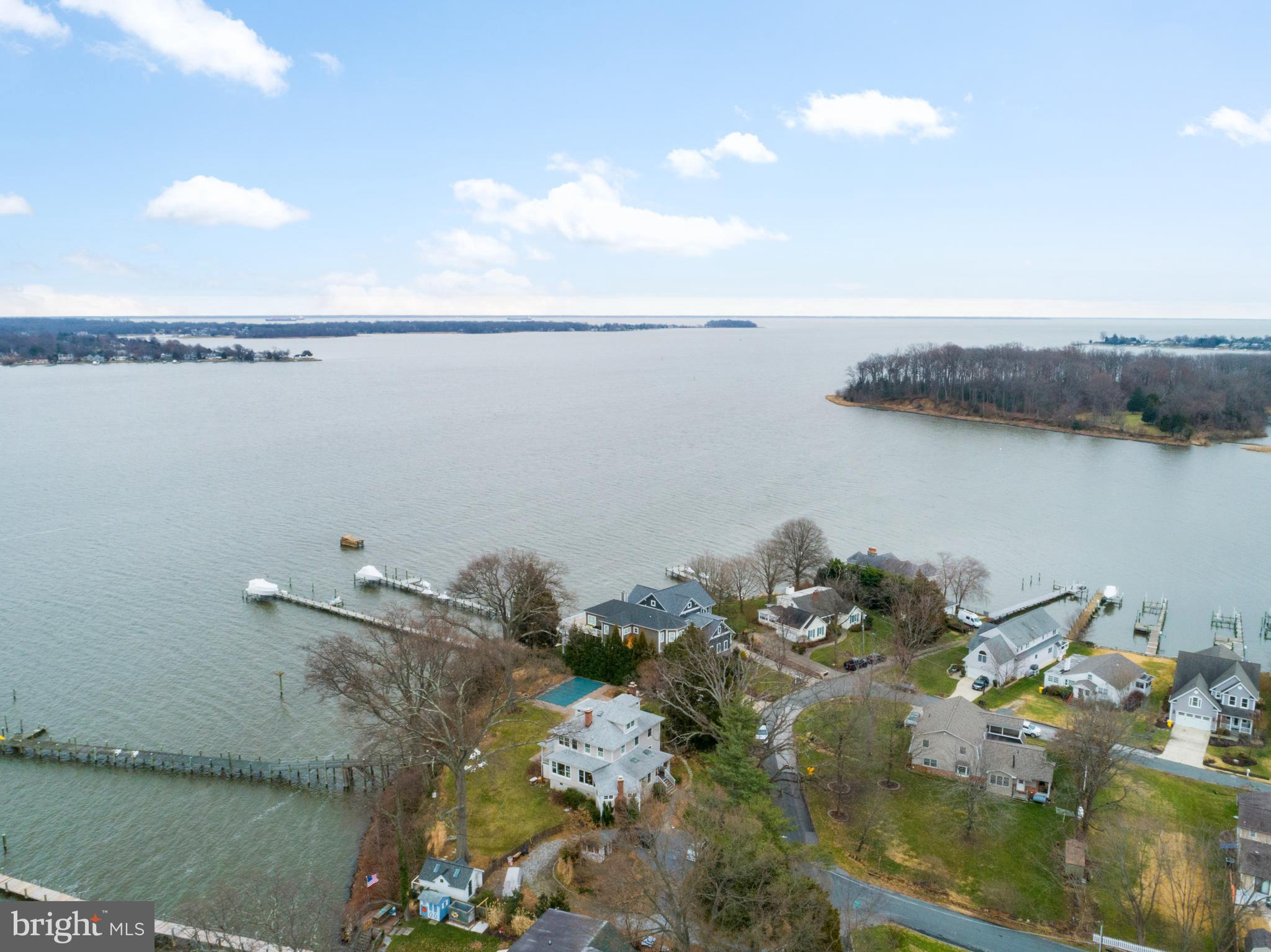 LOCH HAVEN - Residential