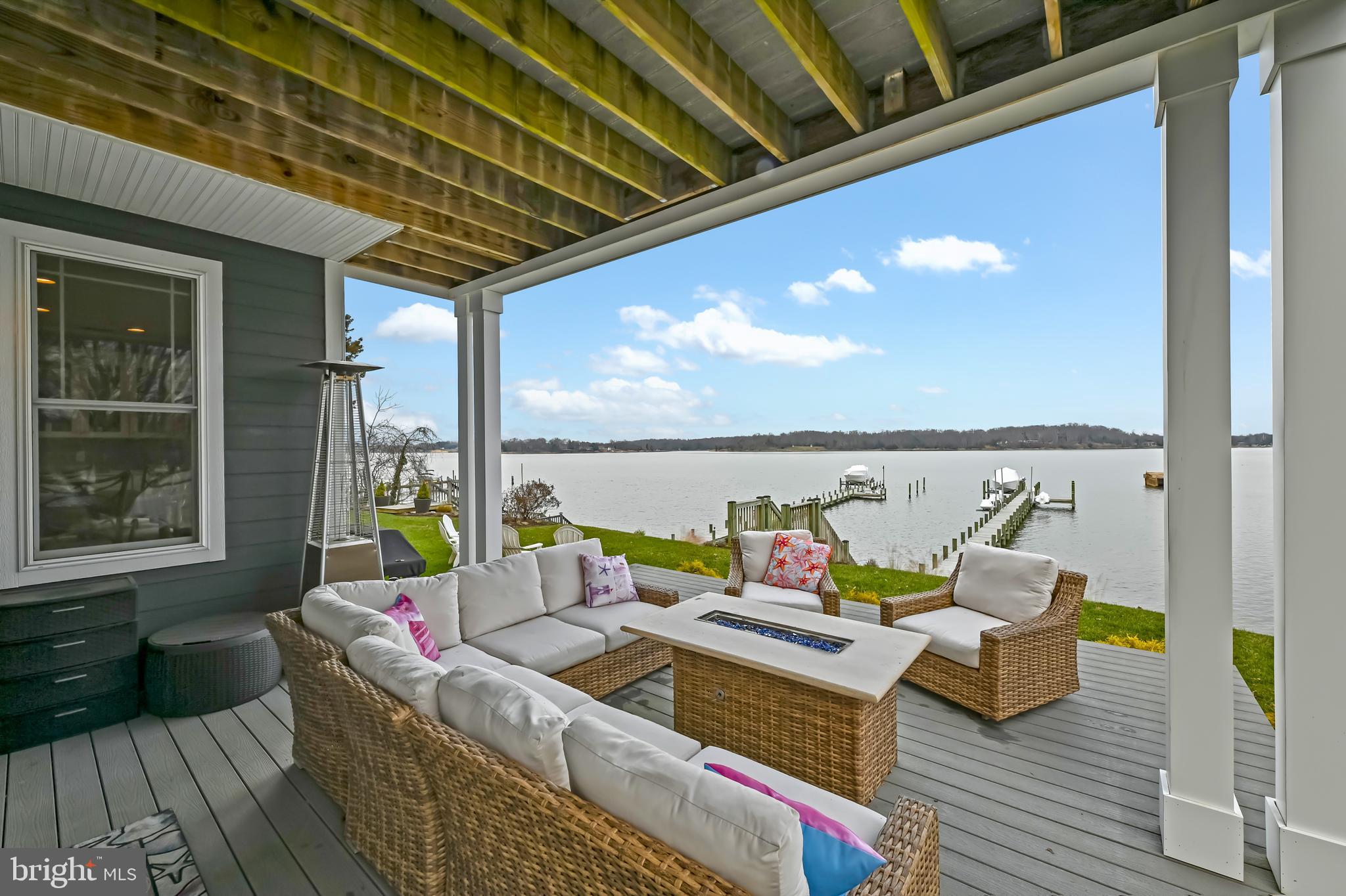 LOCH HAVEN - Residential