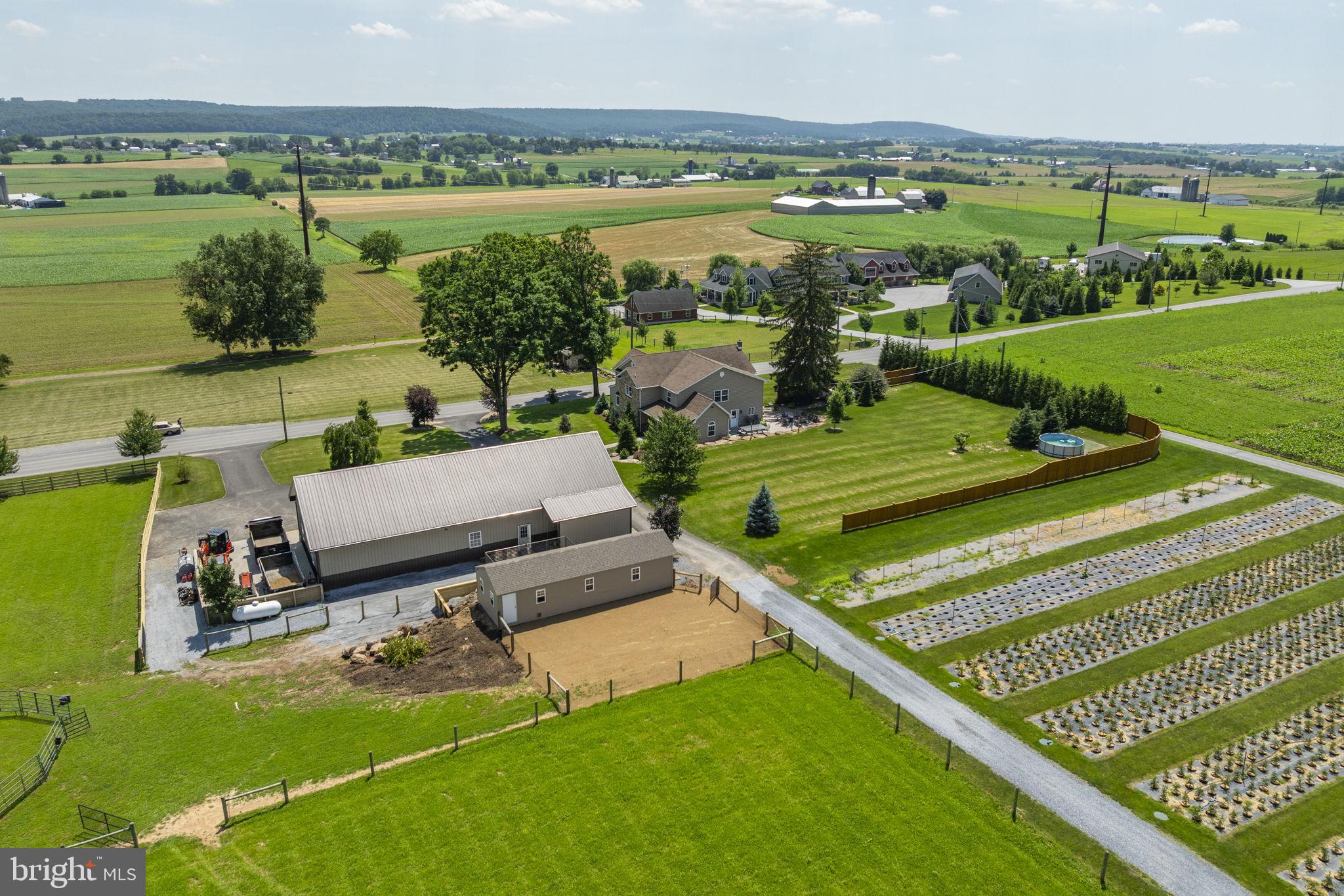 CAERNARVON TWP - Residential