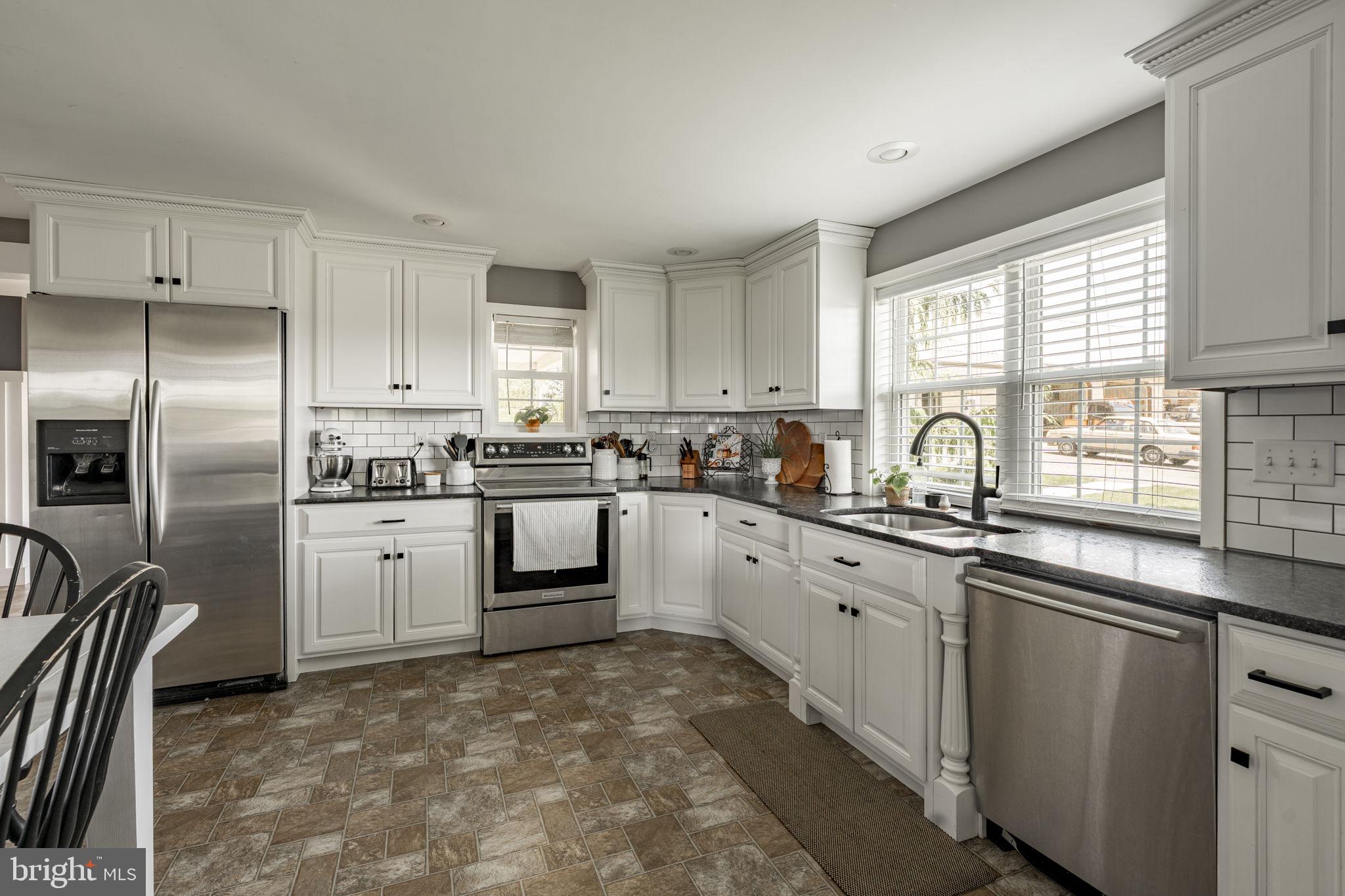 CAERNARVON TWP - Residential