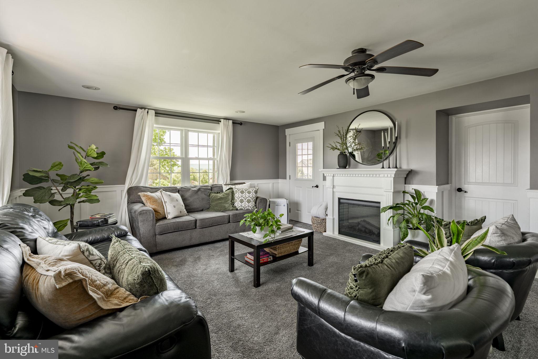 CAERNARVON TWP - Residential