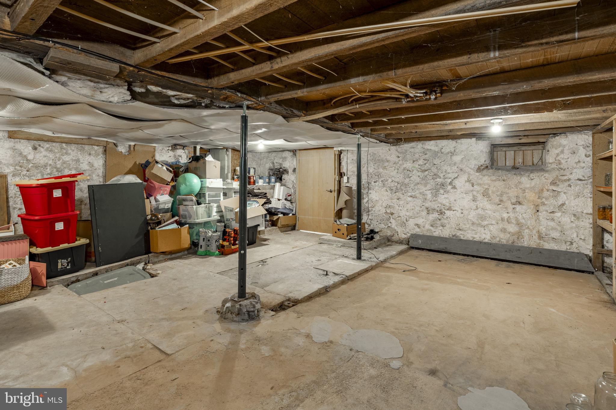 CAERNARVON TWP - Residential