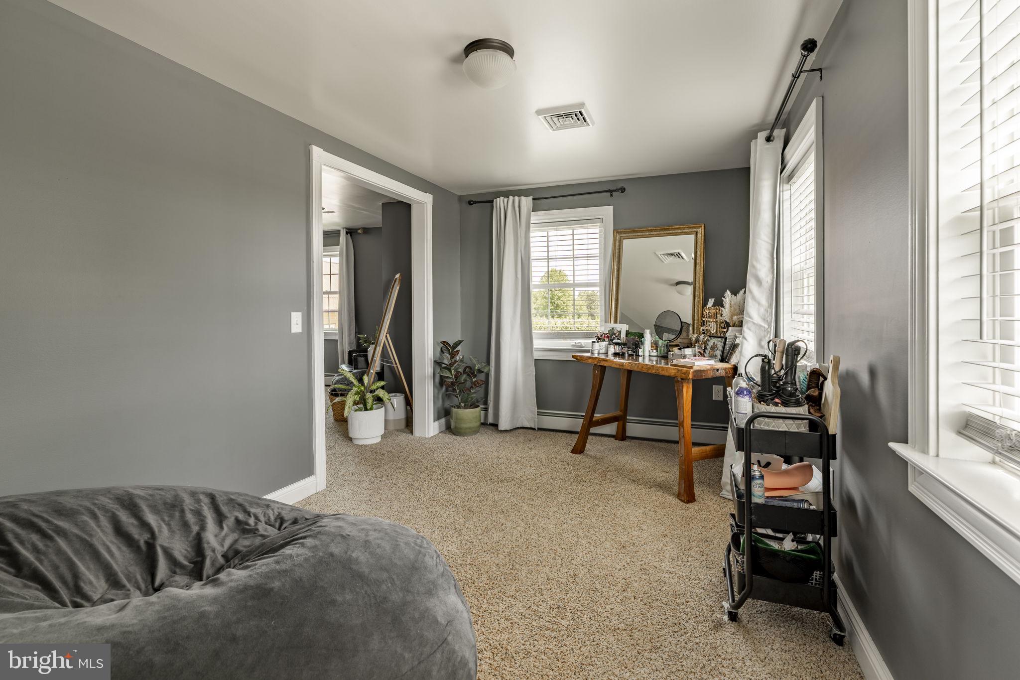 CAERNARVON TWP - Residential