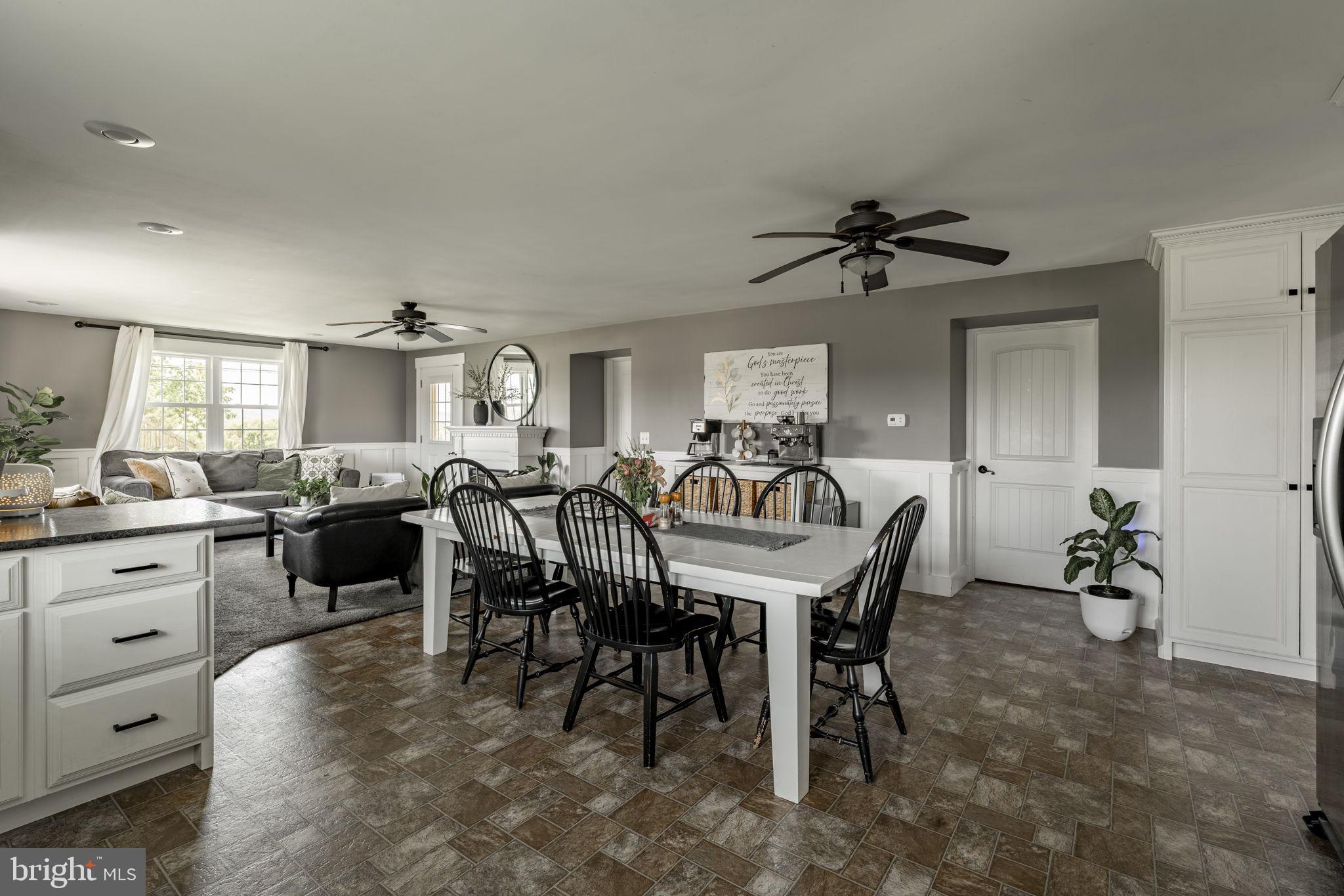 CAERNARVON TWP - Residential