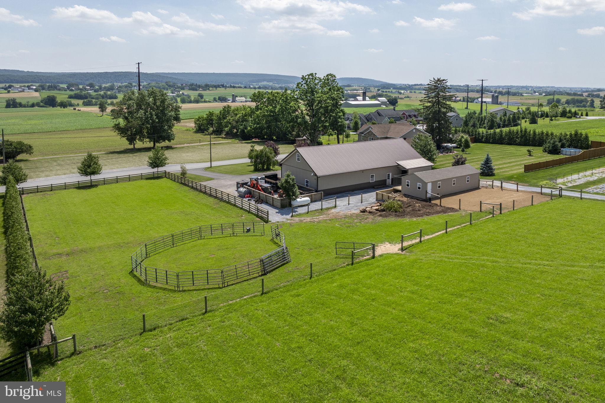 CAERNARVON TWP - Residential