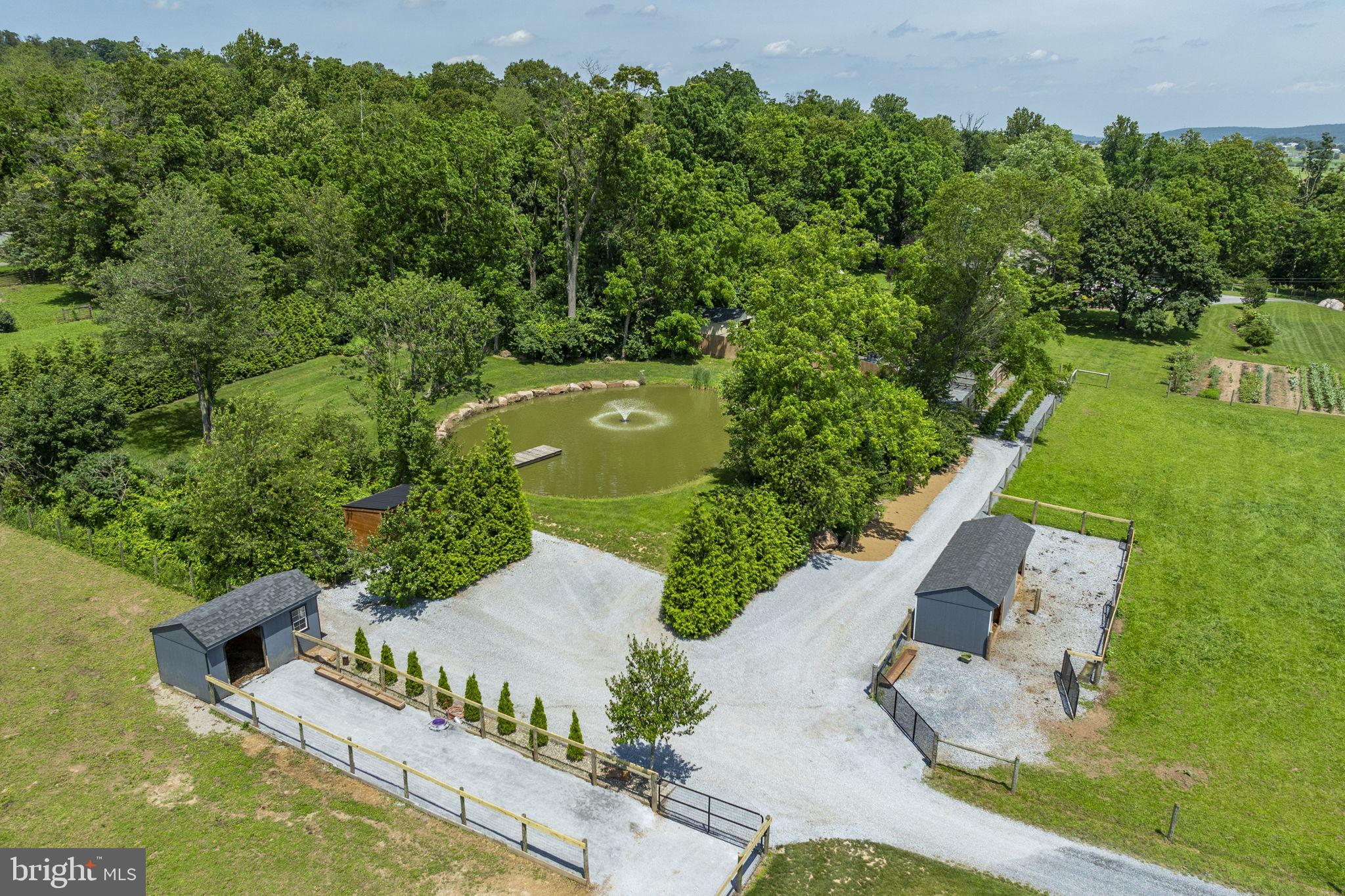 CAERNARVON TWP - Residential