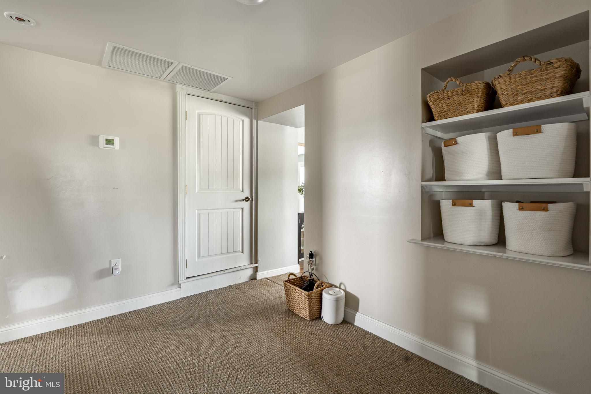 CAERNARVON TWP - Residential