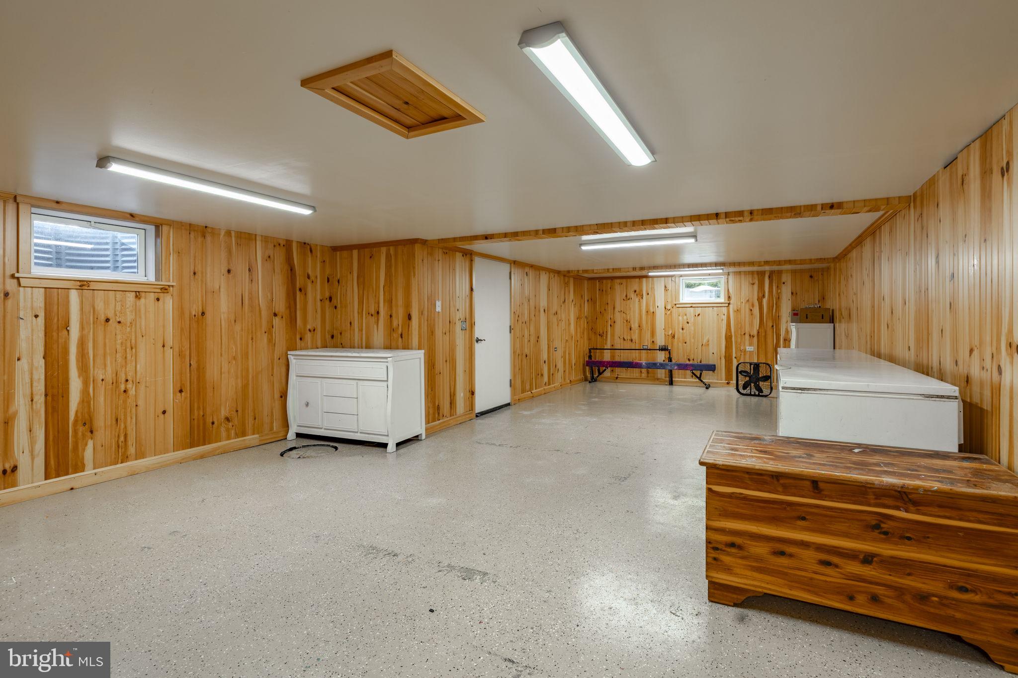 CAERNARVON TWP - Residential