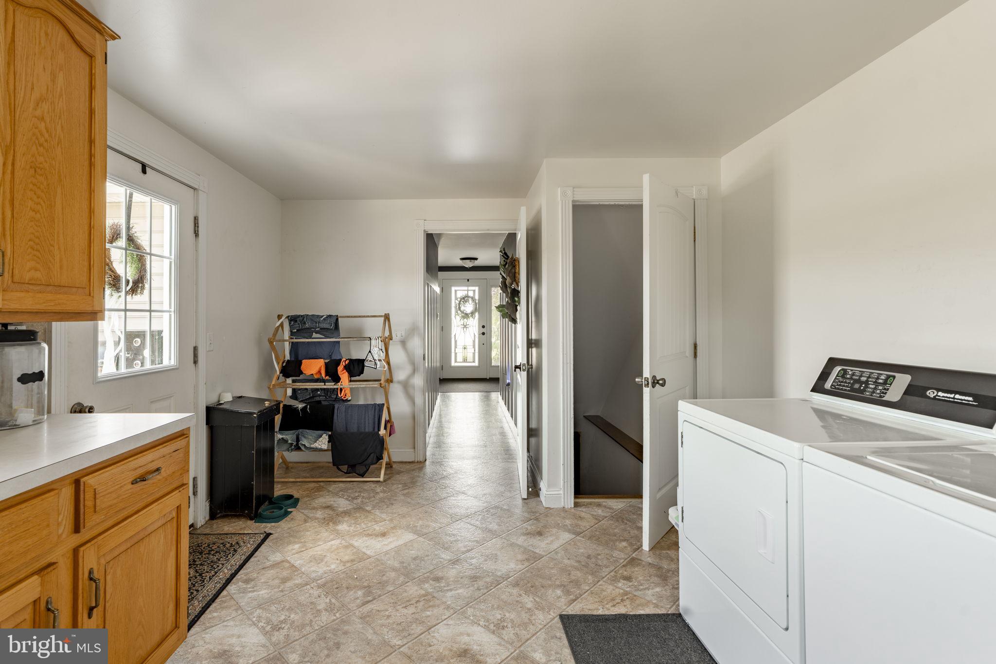 CAERNARVON TWP - Residential