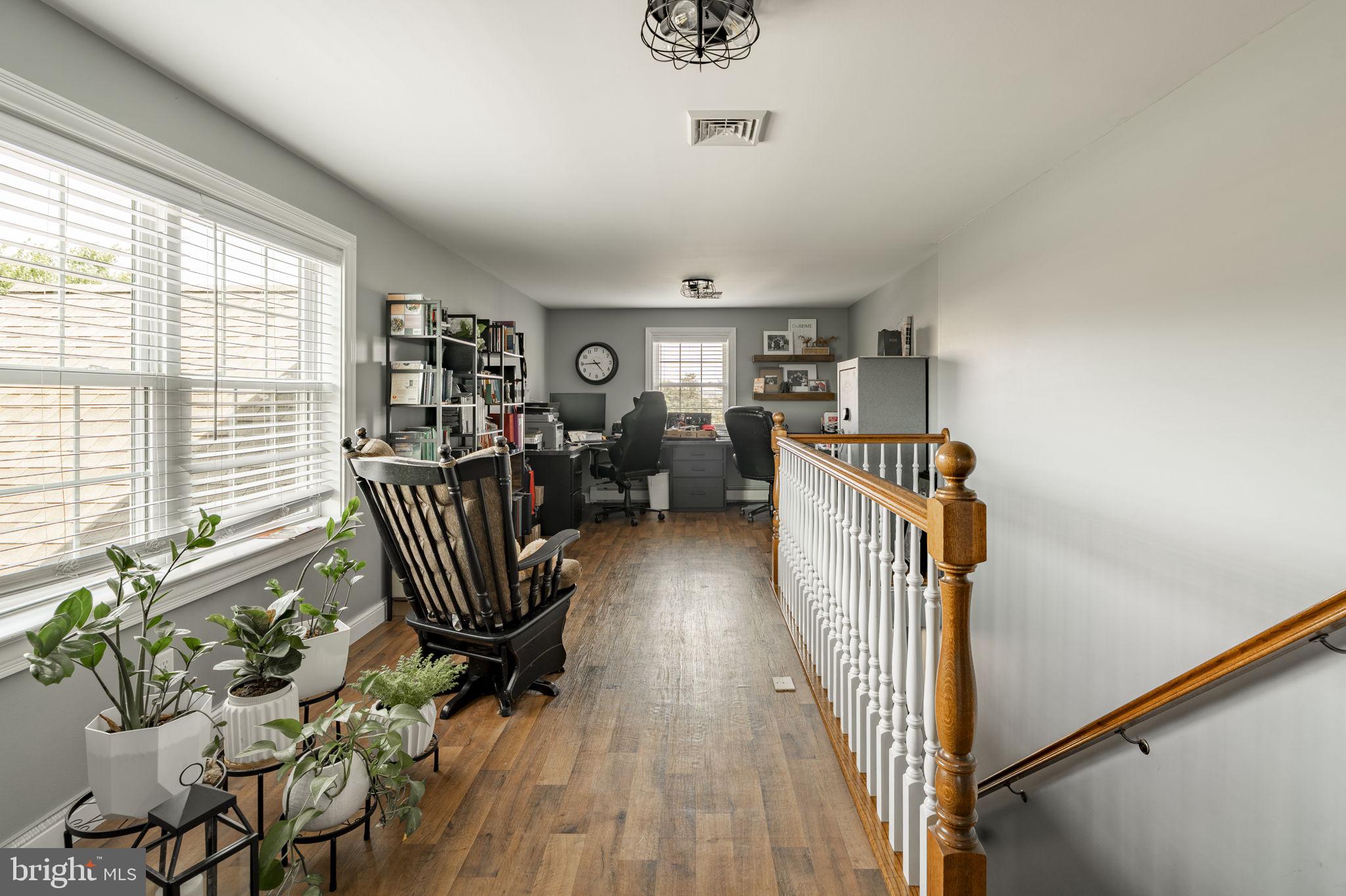 CAERNARVON TWP - Residential