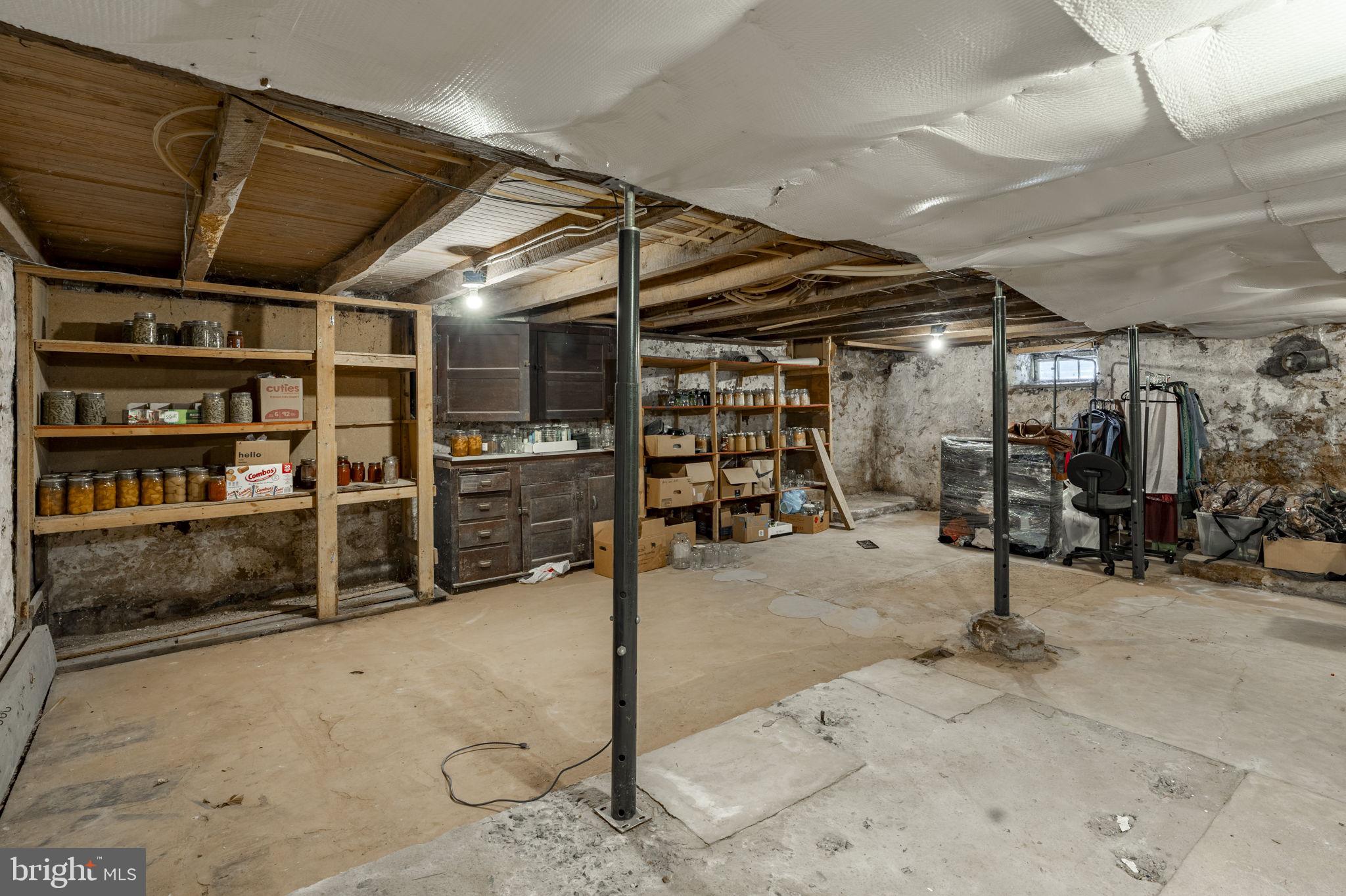 CAERNARVON TWP - Residential