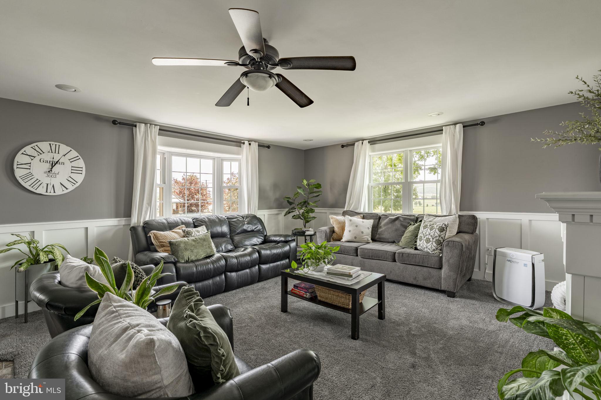 CAERNARVON TWP - Residential