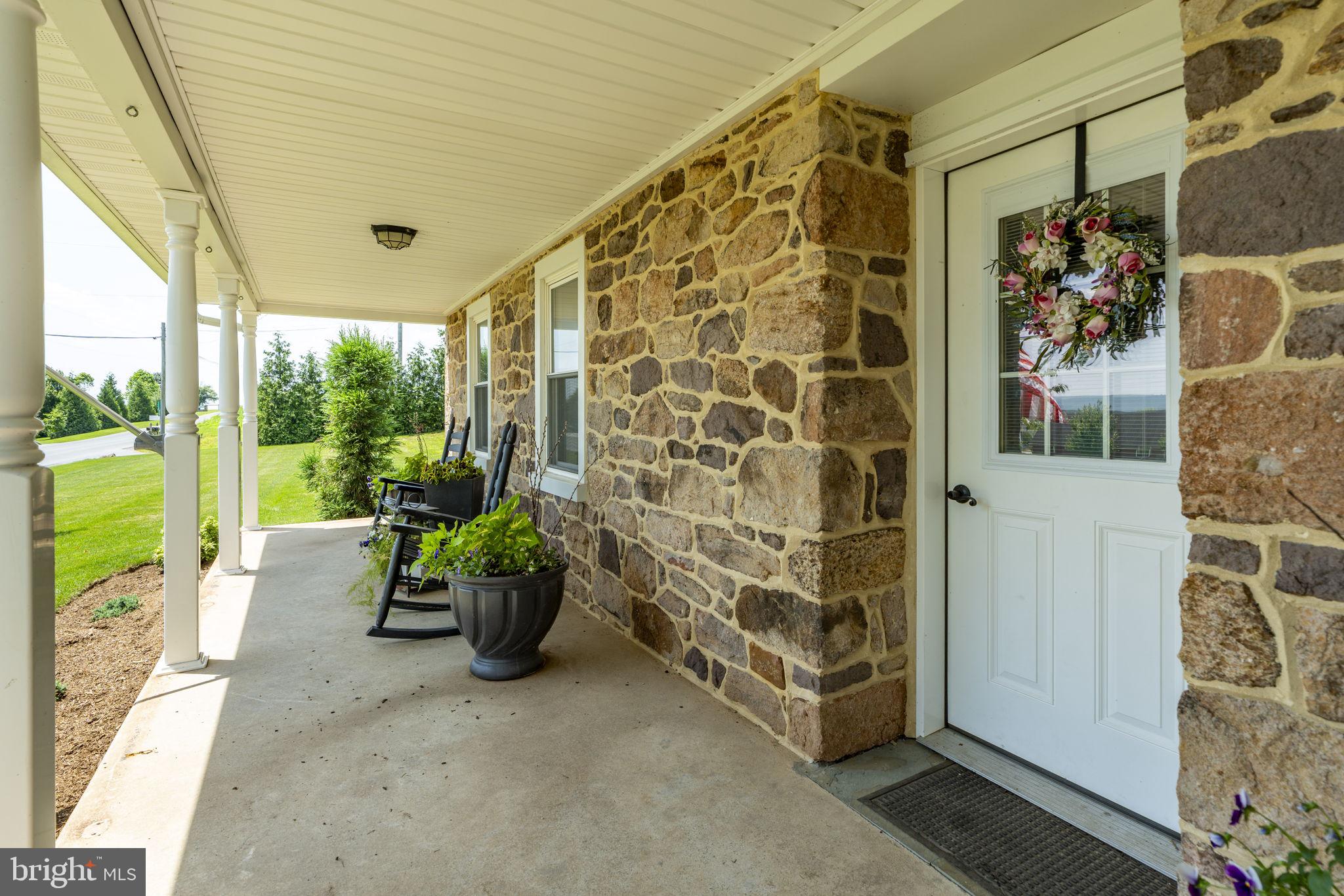 CAERNARVON TWP - Residential