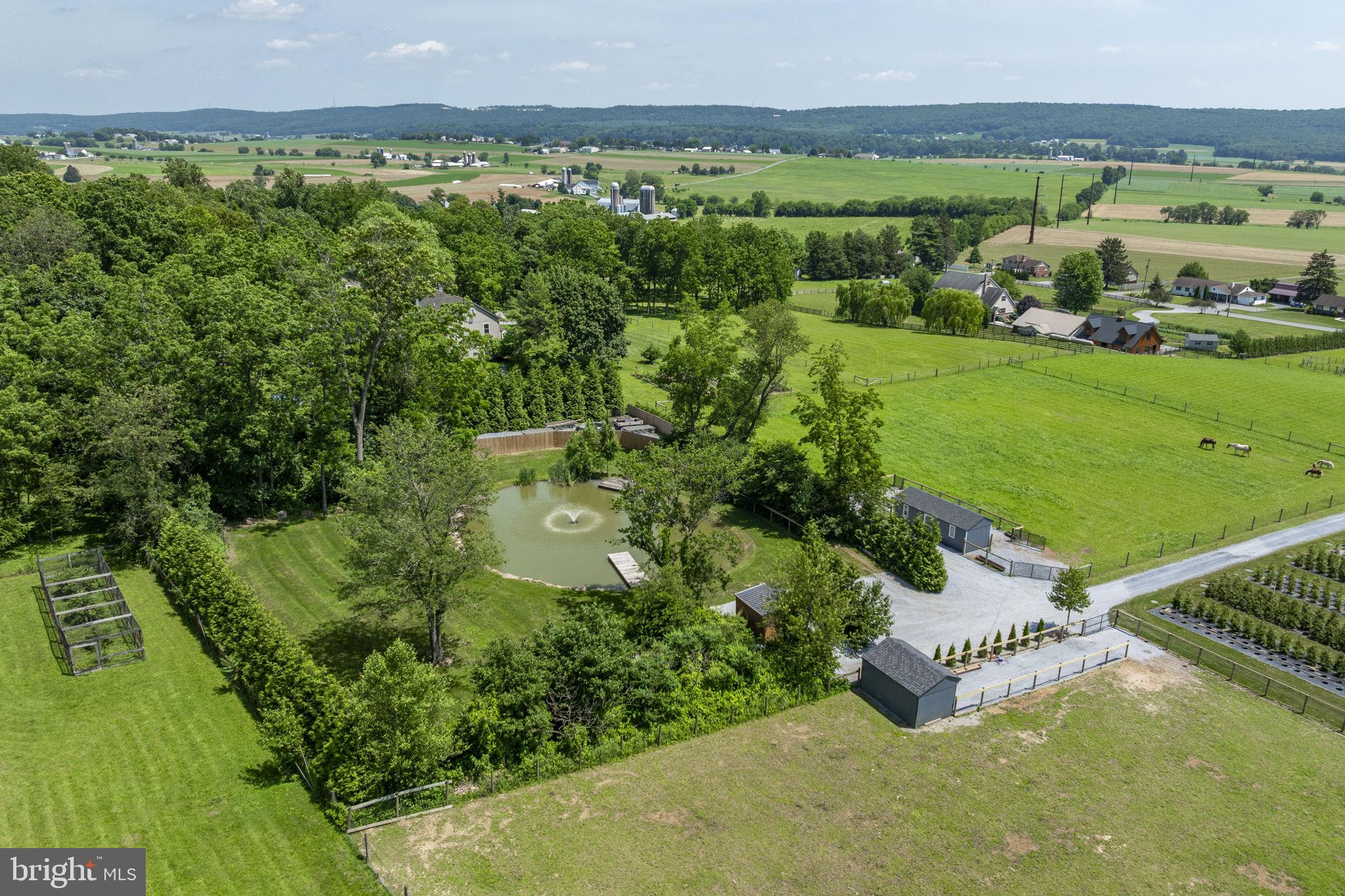 CAERNARVON TWP - Residential